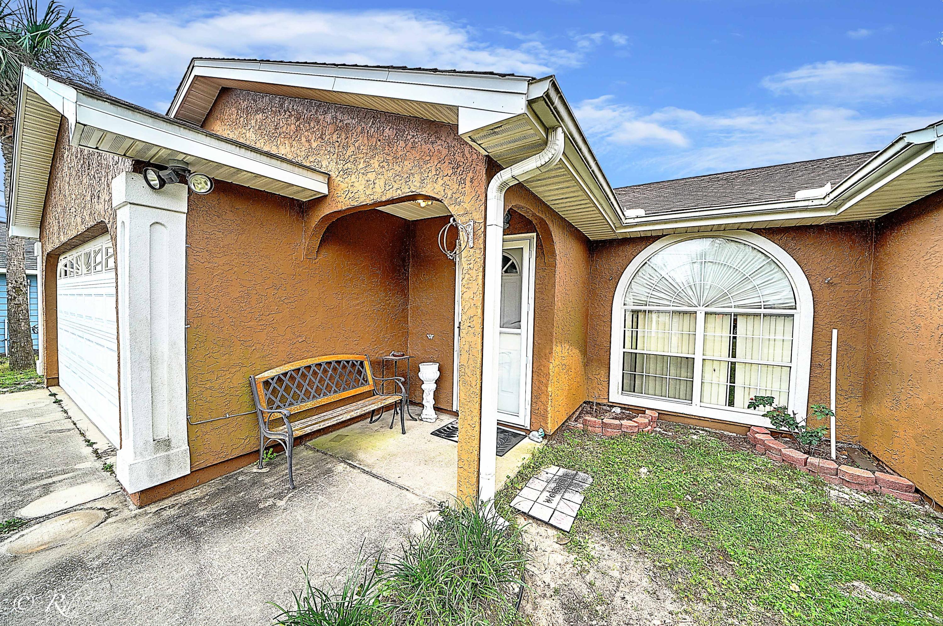 Hutchison's 1st To Bahama Bch - Residential