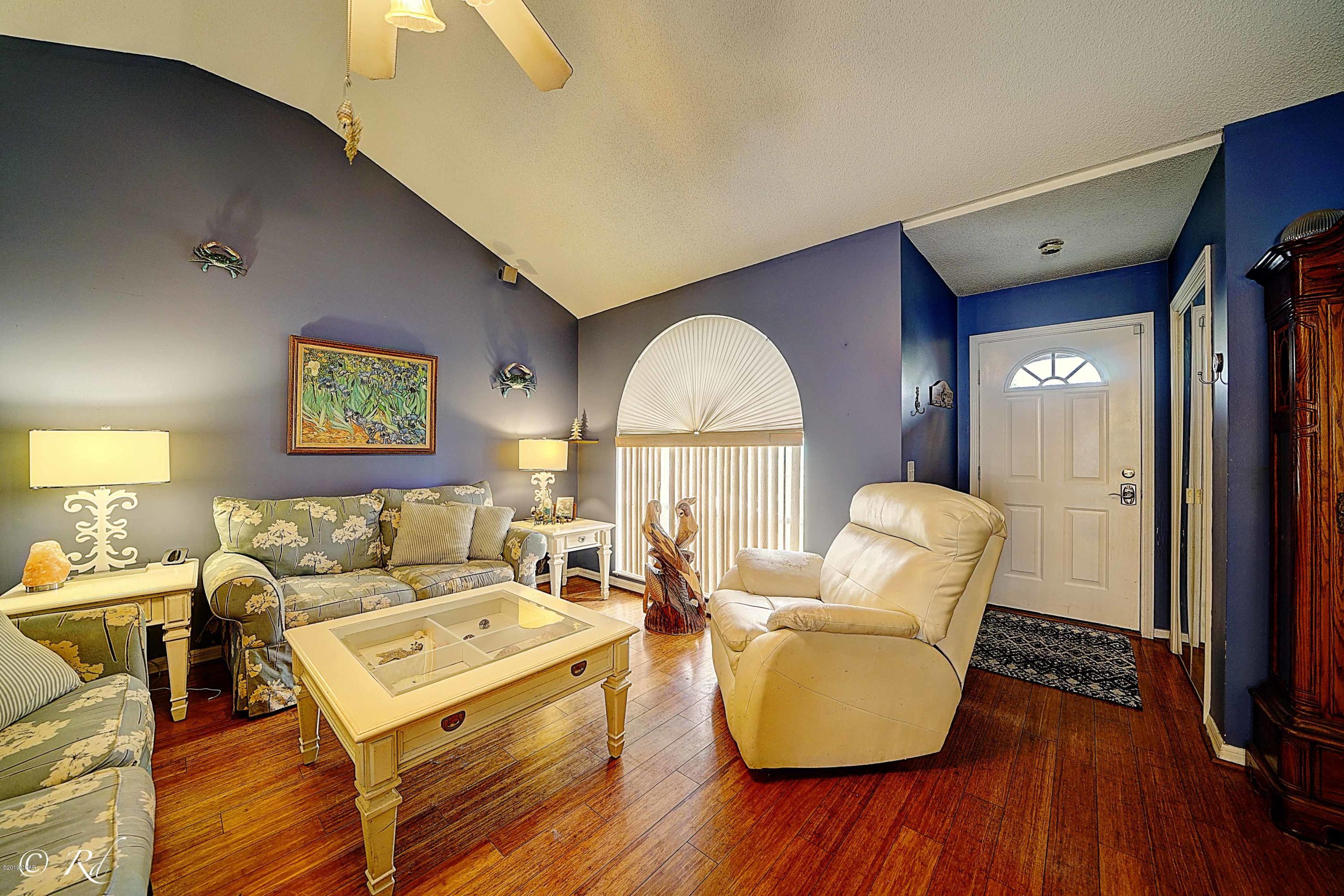 Hutchison's 1st To Bahama Bch - Residential