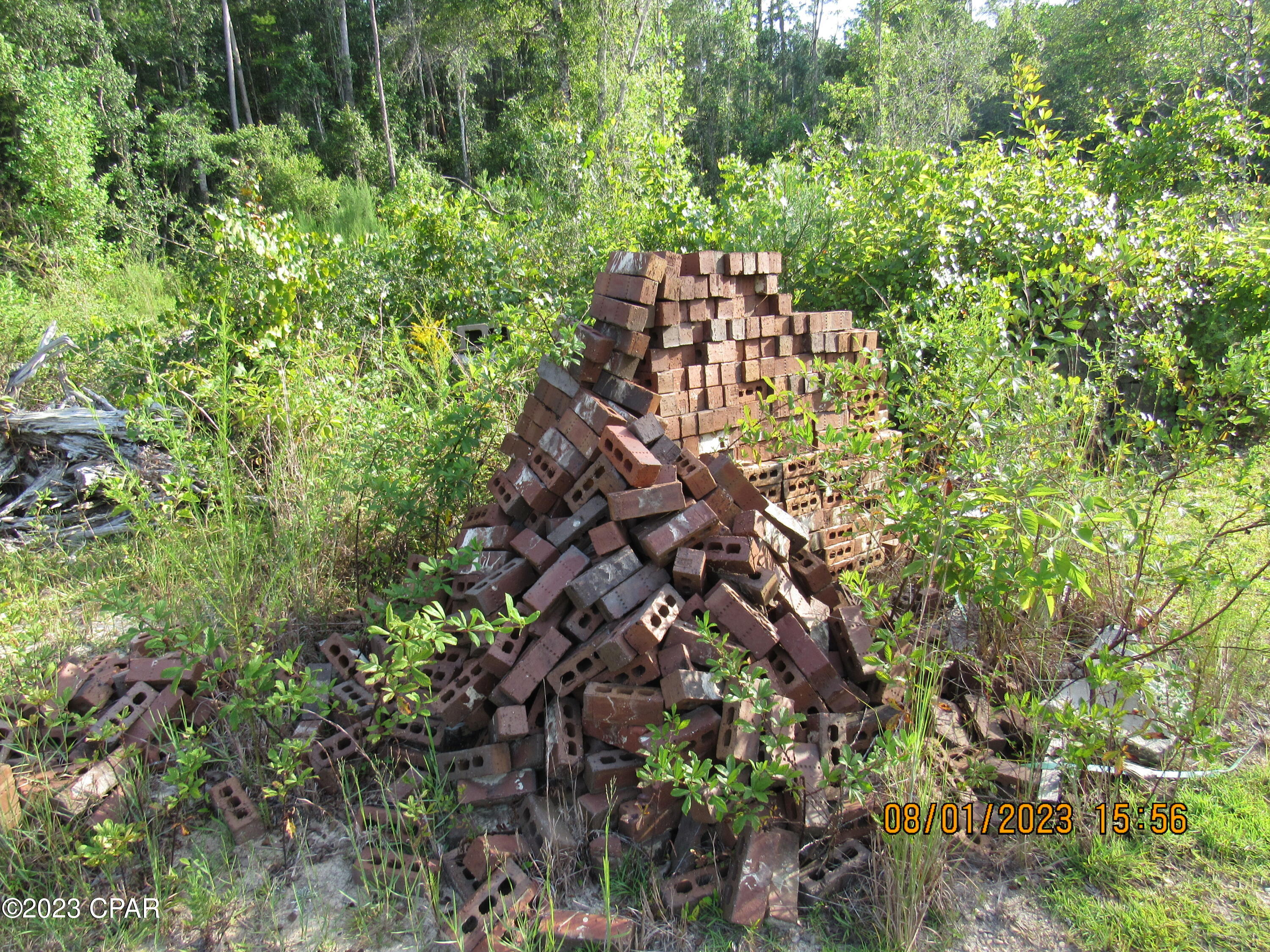 Highview Acres - Land