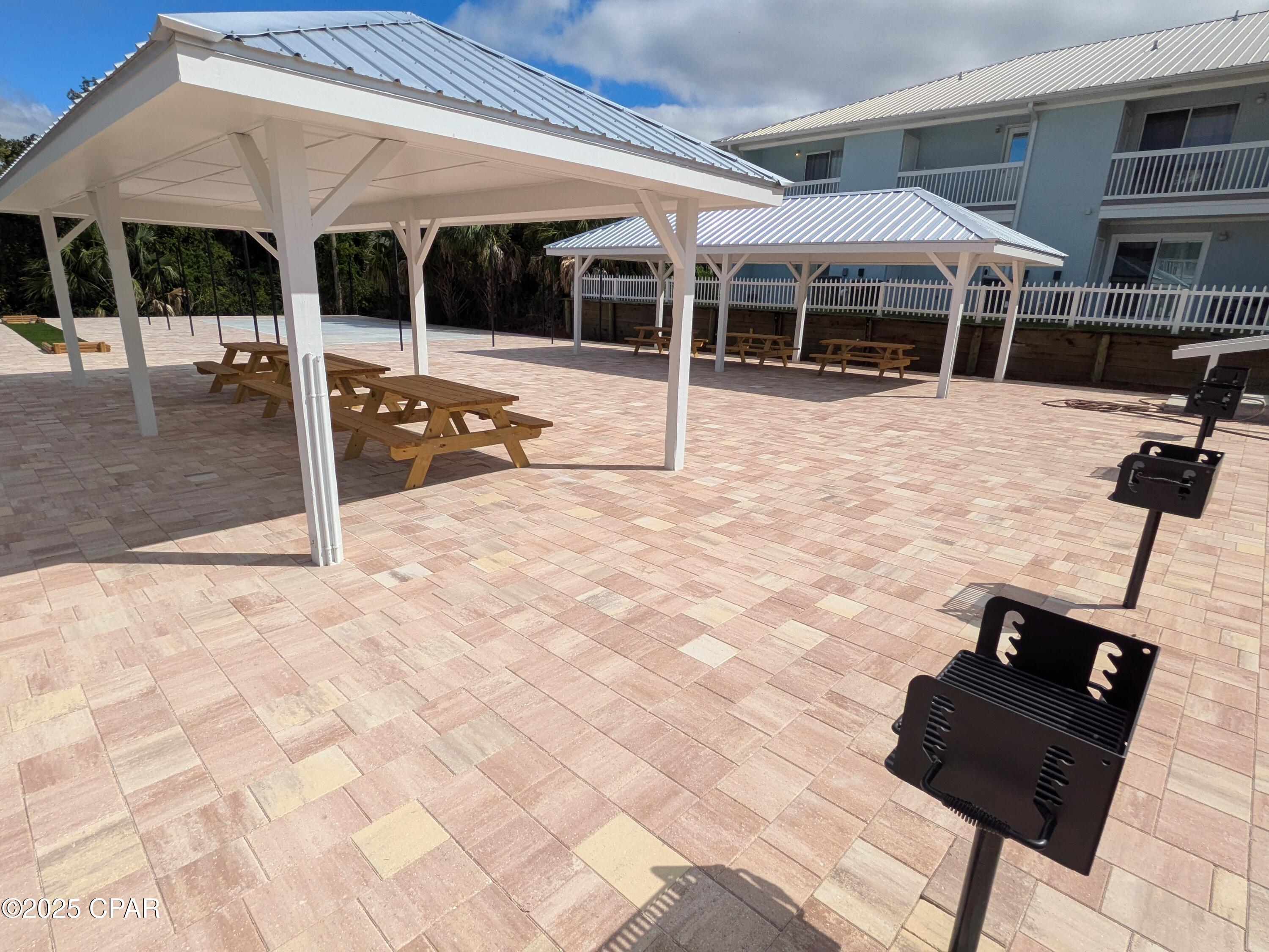 Southwind 3 Condo - Residential