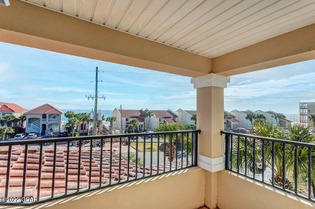 La Valencia Beach Resort - Residential