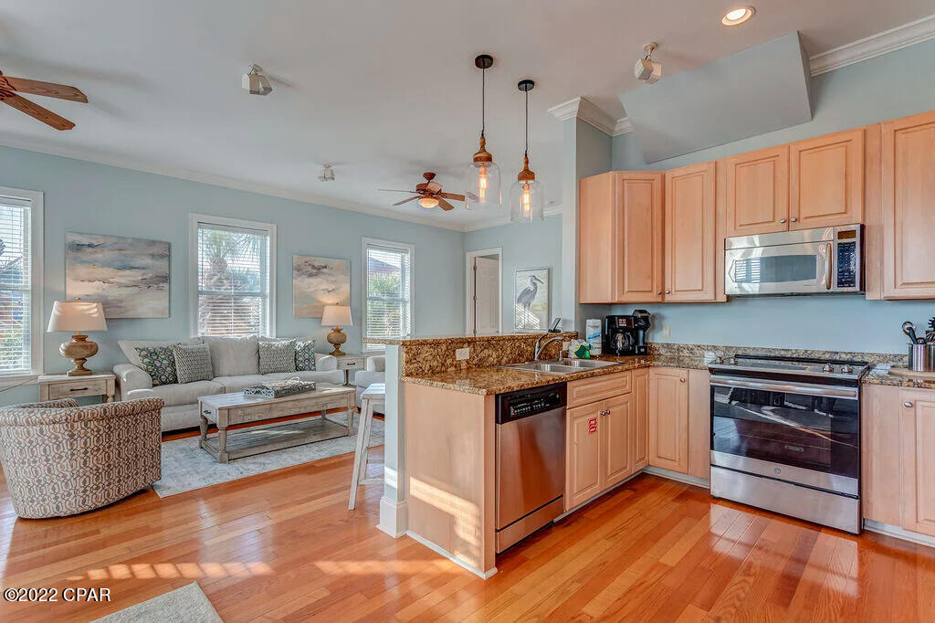 La Valencia Beach Resort - Residential