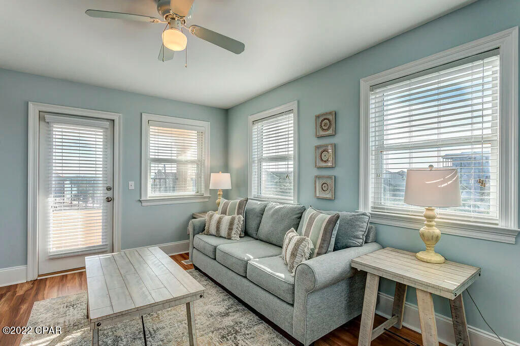 La Valencia Beach Resort - Residential