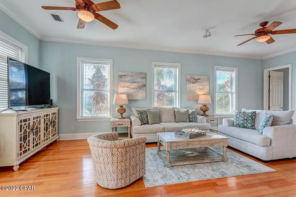 La Valencia Beach Resort - Residential