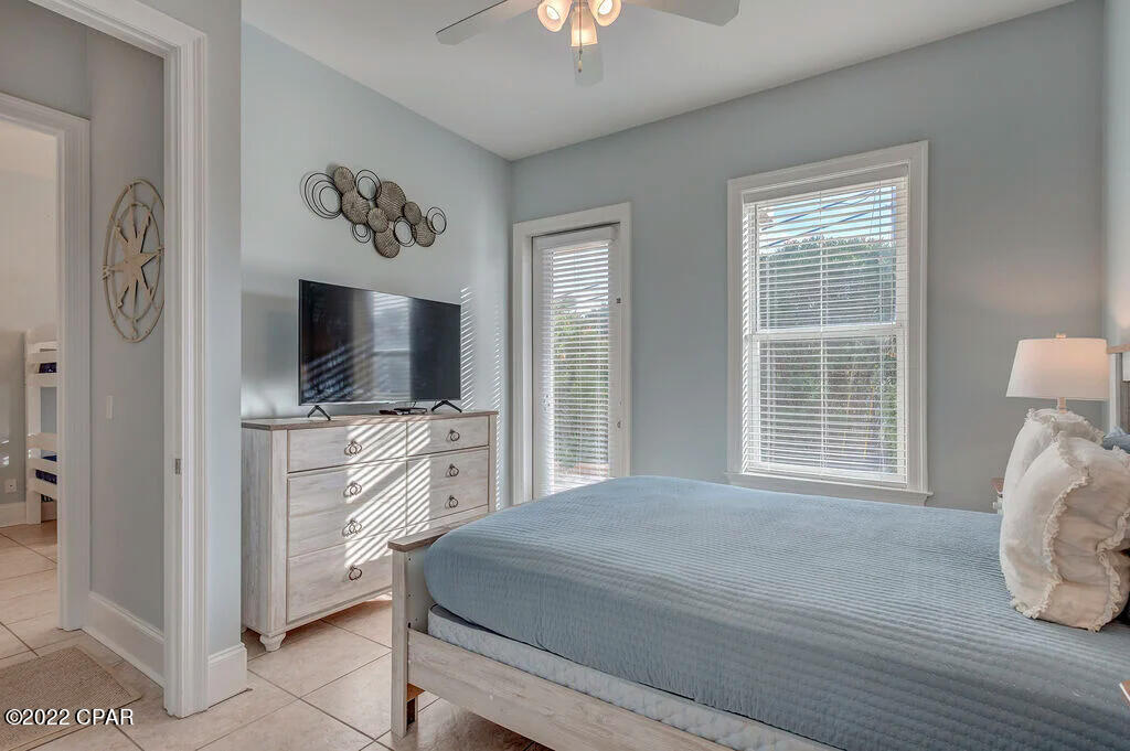 La Valencia Beach Resort - Residential