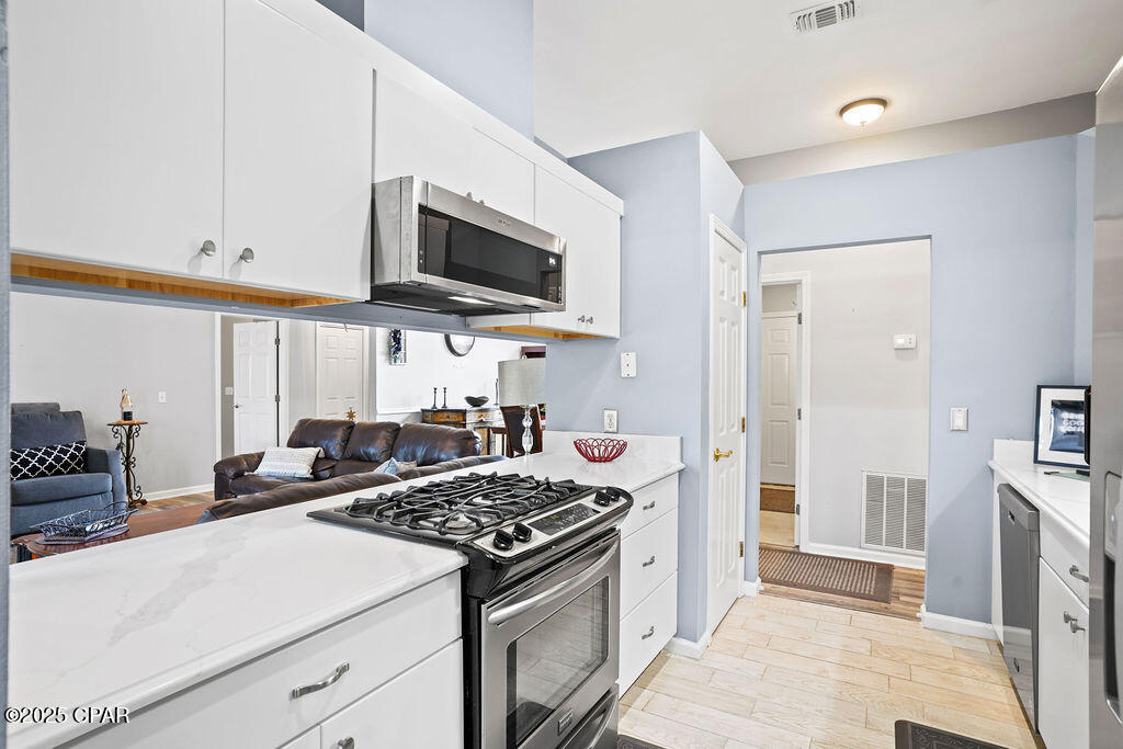 Shadow Bay Unit 5 - Residential