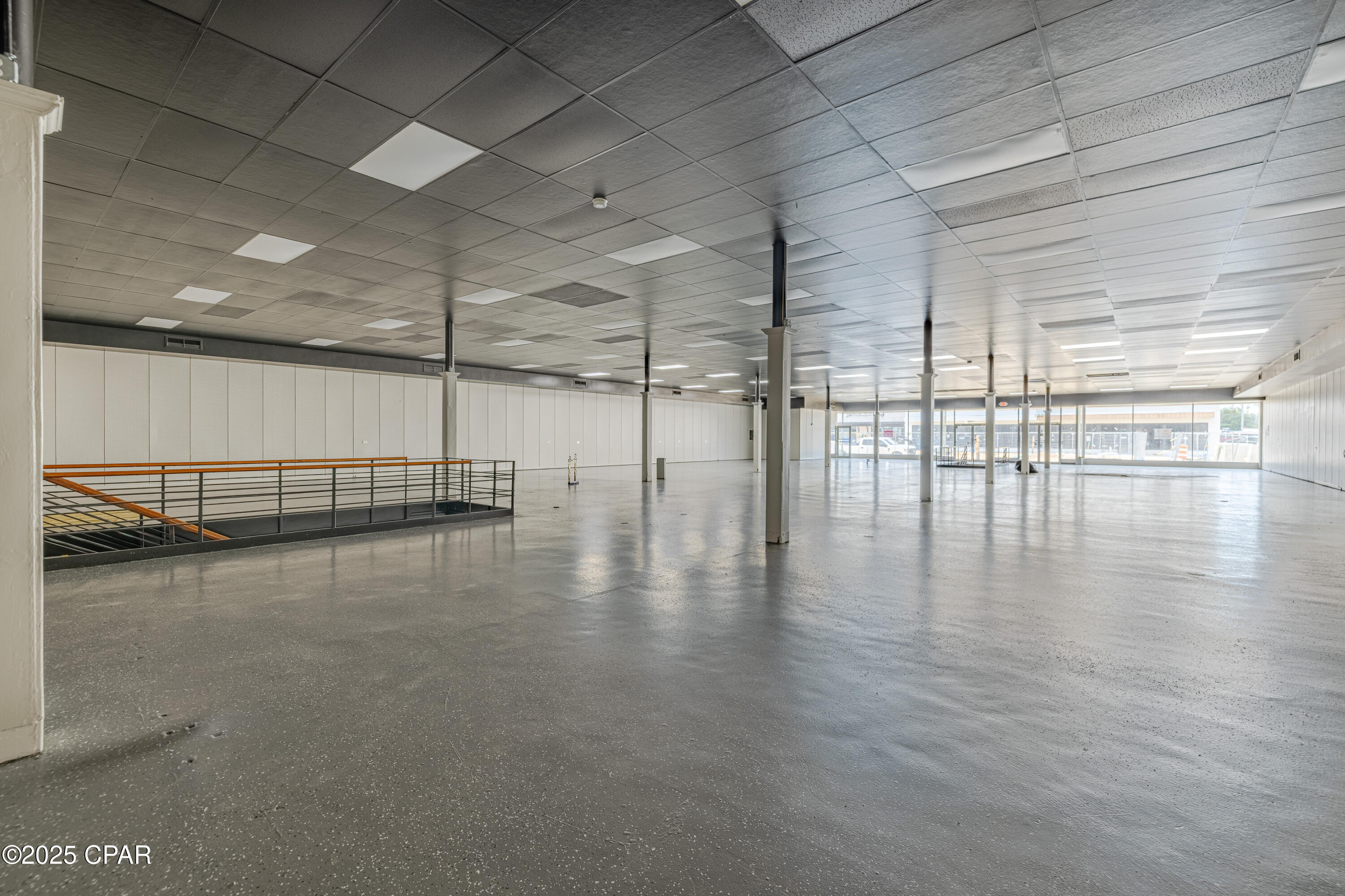 [No Recorded Subdiv] - Commercial Sale