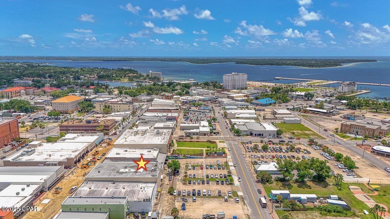 [No Recorded Subdiv] - Commercial Sale