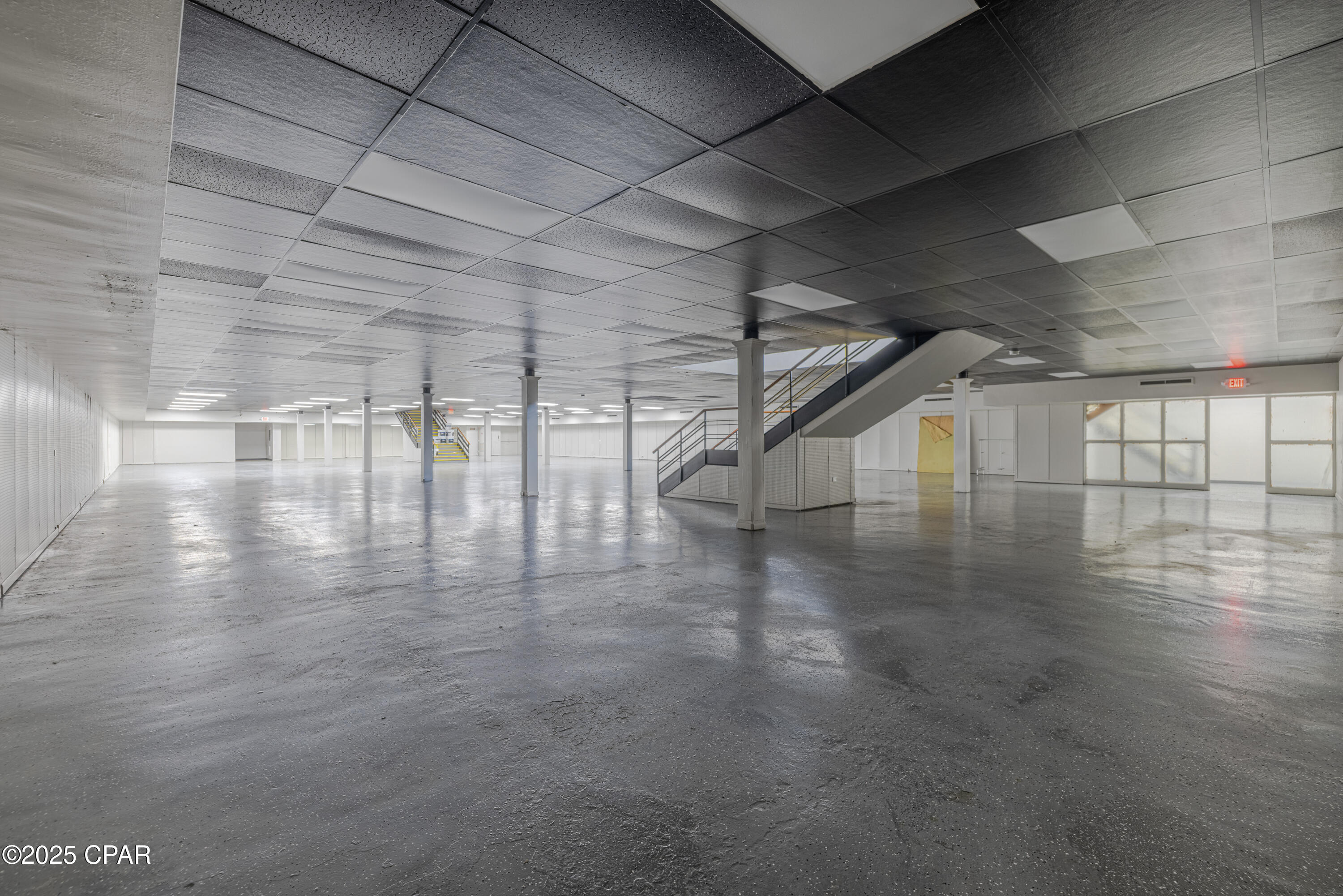 [No Recorded Subdiv] - Commercial Sale