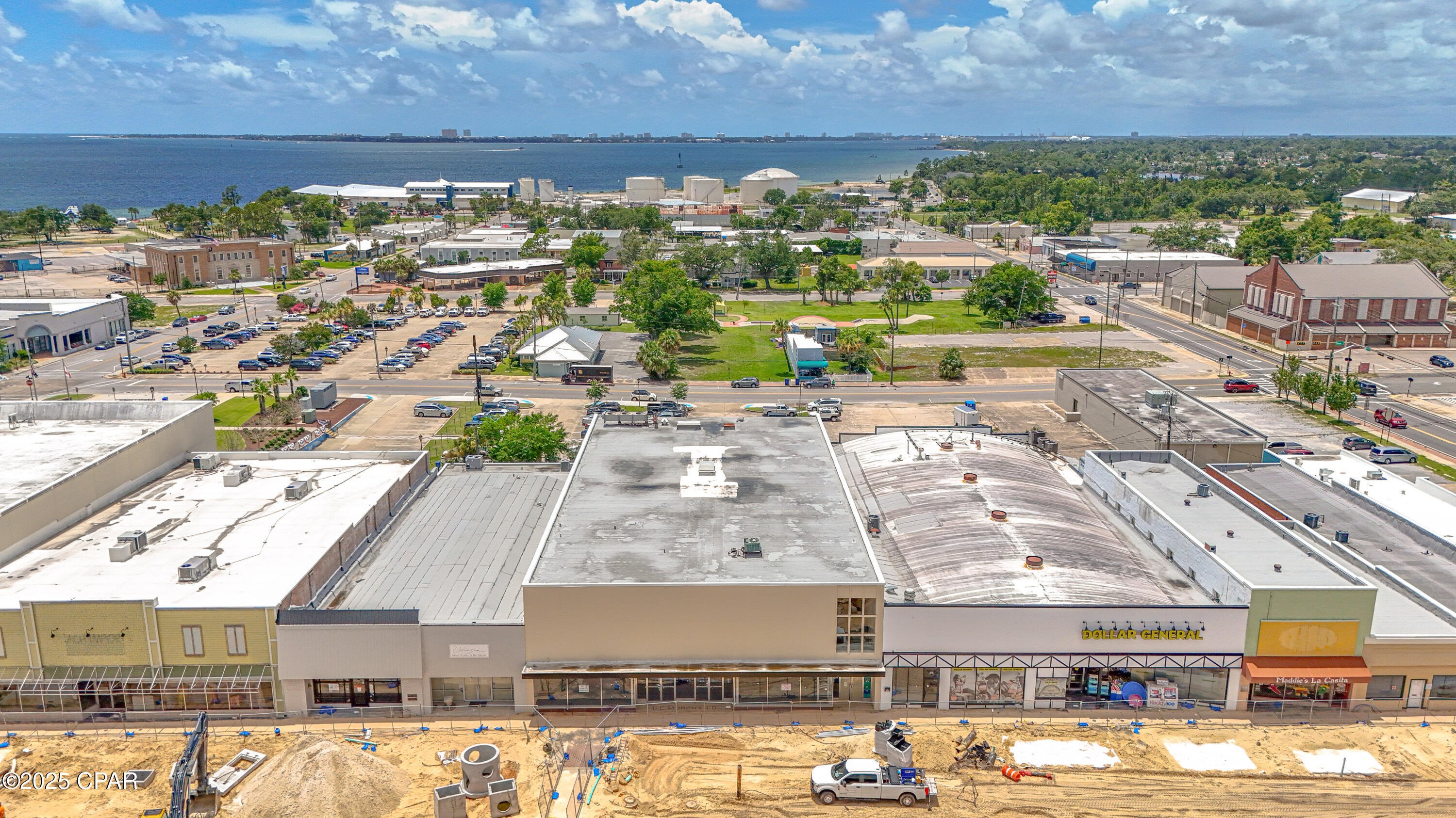 [No Recorded Subdiv] - Commercial Sale