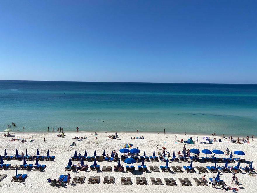 Have you been looking for a low floor in a great complex?  Then look now further as this is a 4th floor unit at a great complex!  Complexs offers 2 pools and many more!  New flooring in the main area and new backsplash!  Don't wait this will not last long!