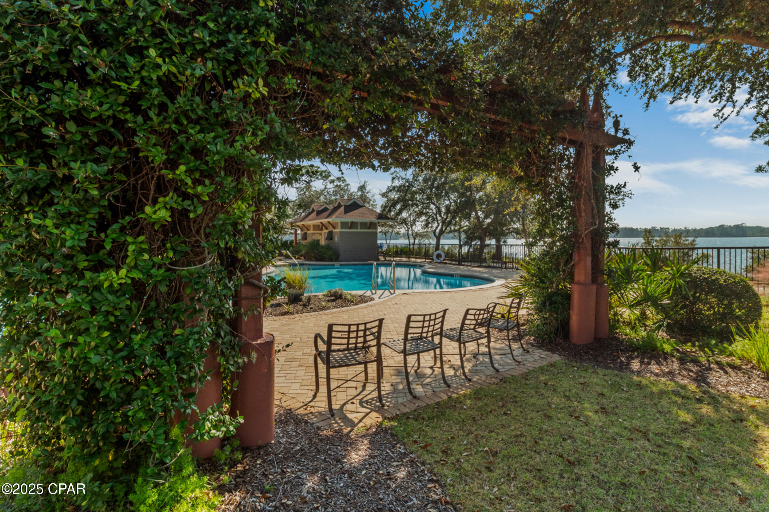 Lakeside Lodge At Prospect Pt - Residential