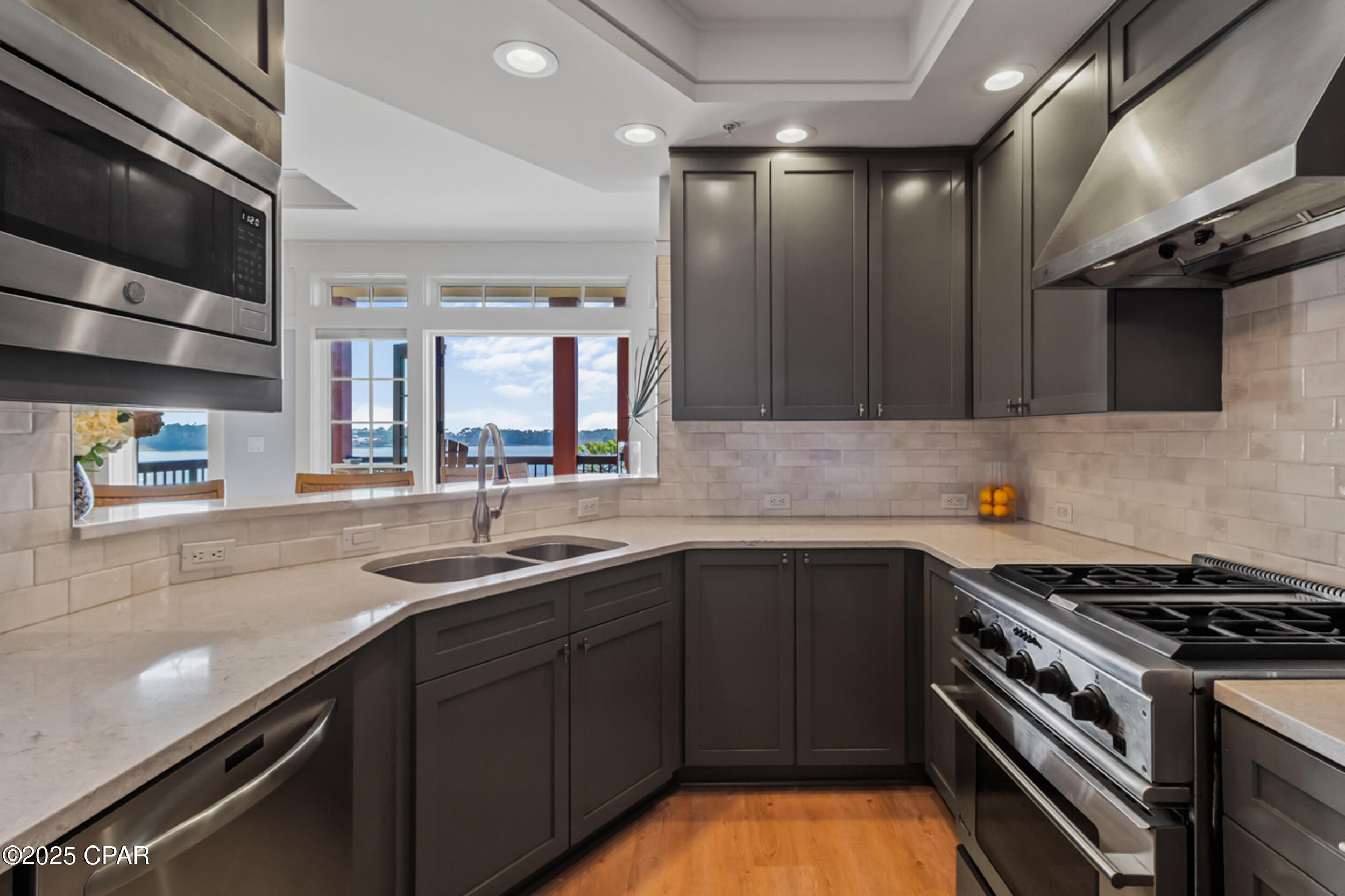 Lakeside Lodge At Prospect Pt - Residential