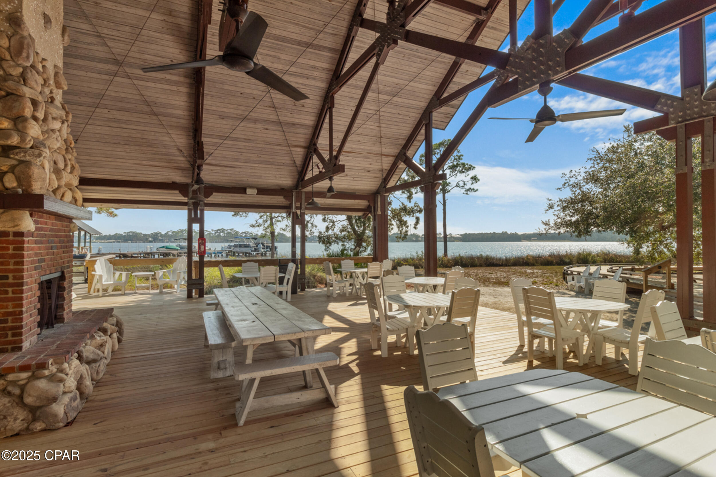 Lakeside Lodge At Prospect Pt - Residential