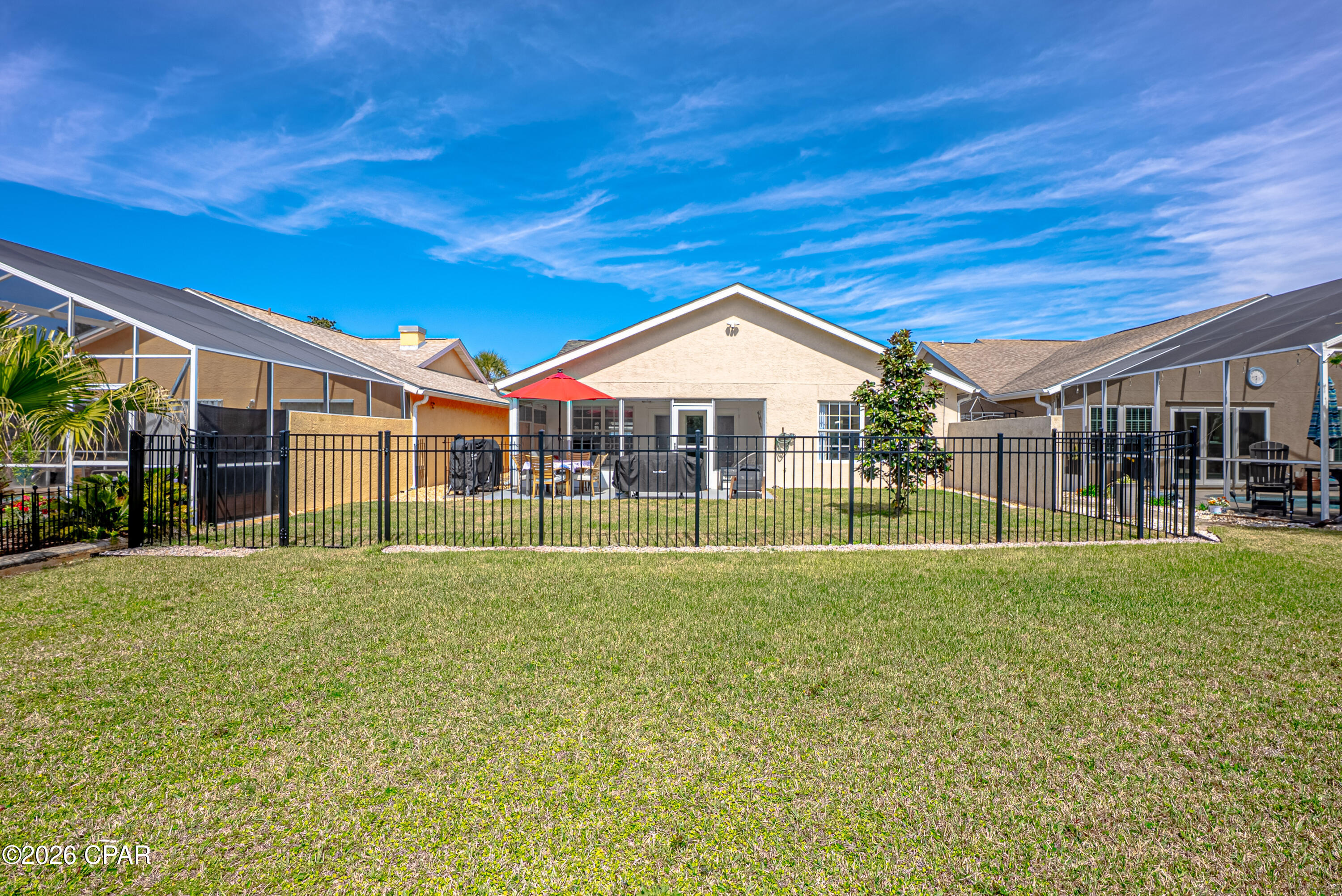 Hombre Golf Village - Residential