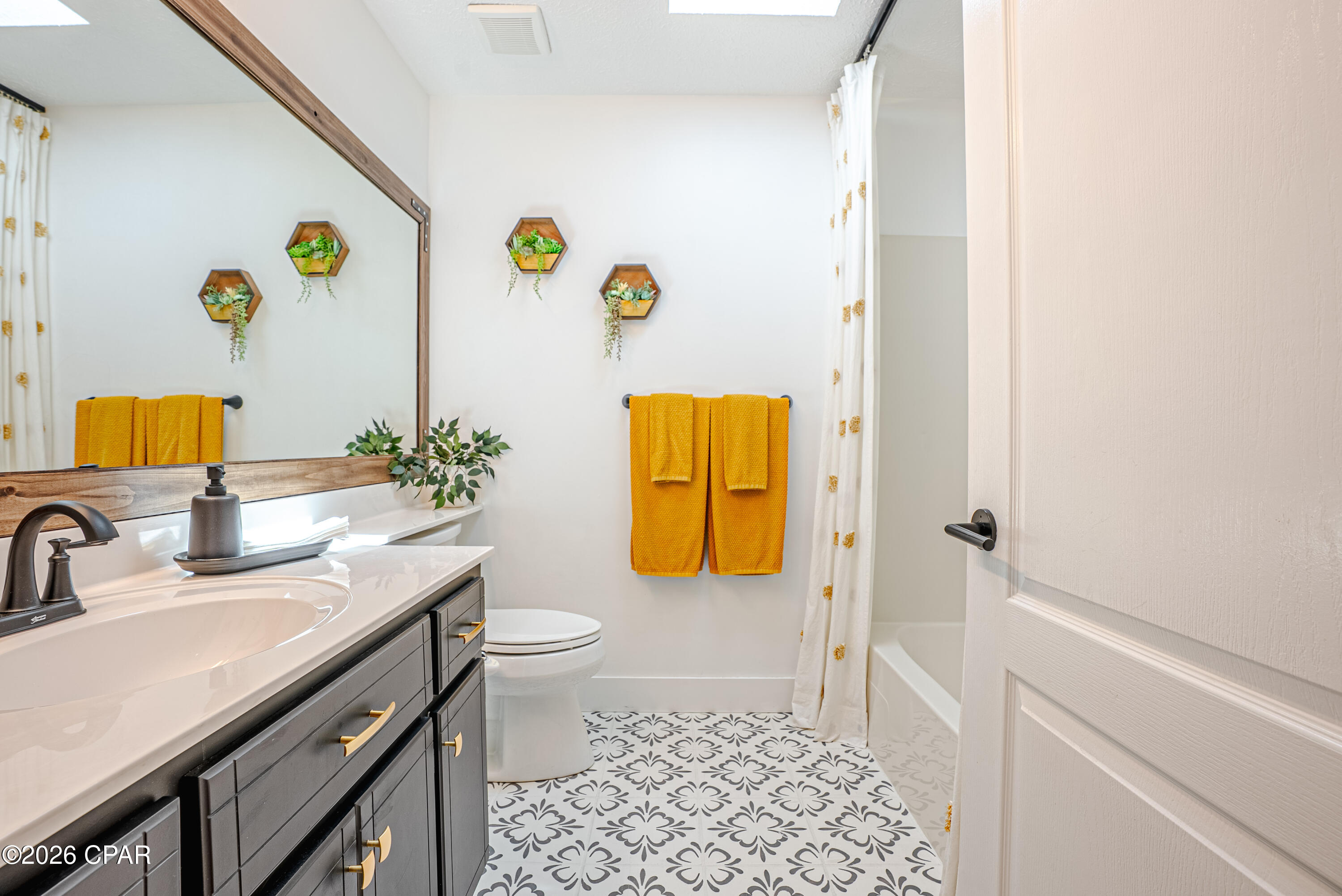 Hombre Golf Village - Residential