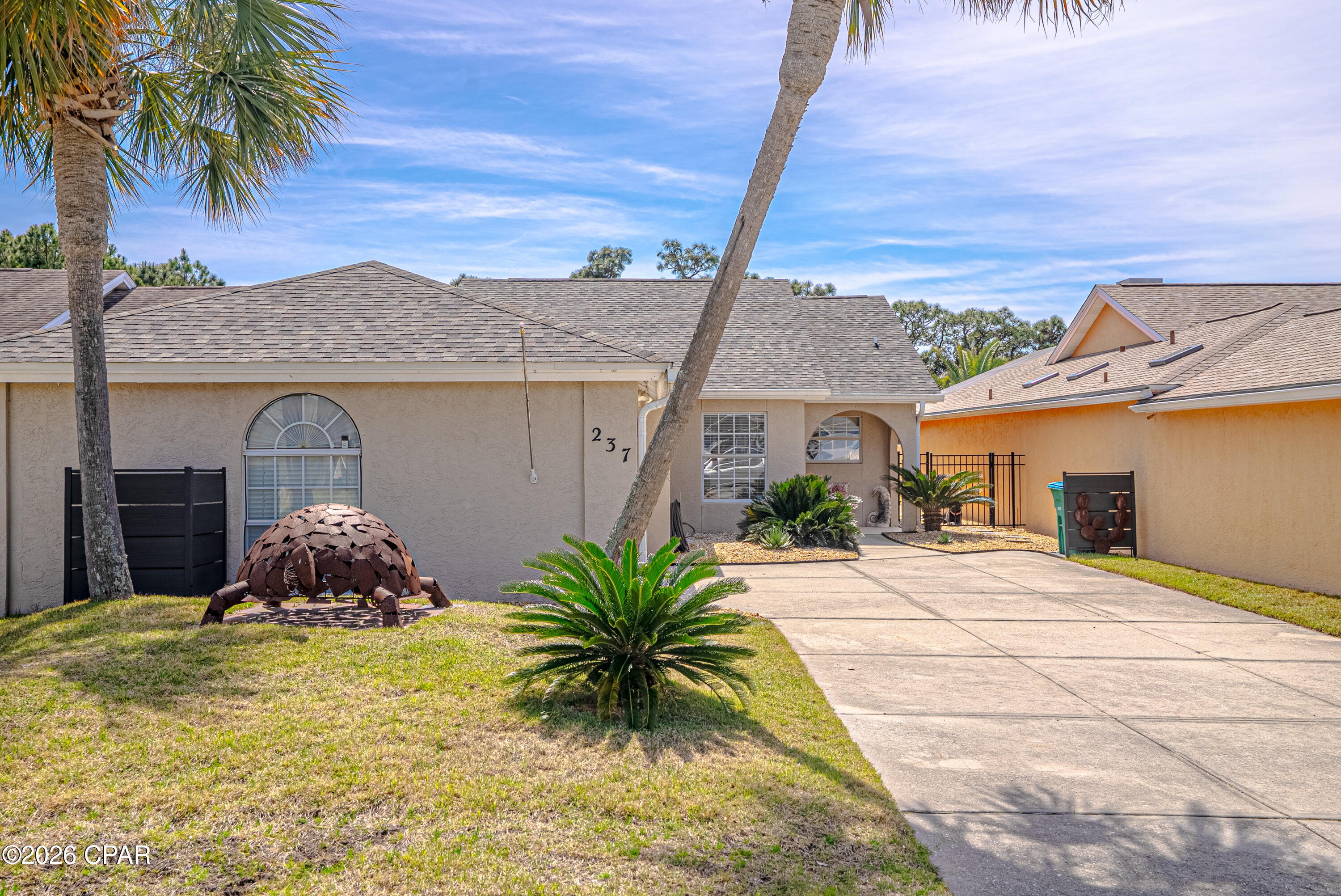 Hombre Golf Village - Residential