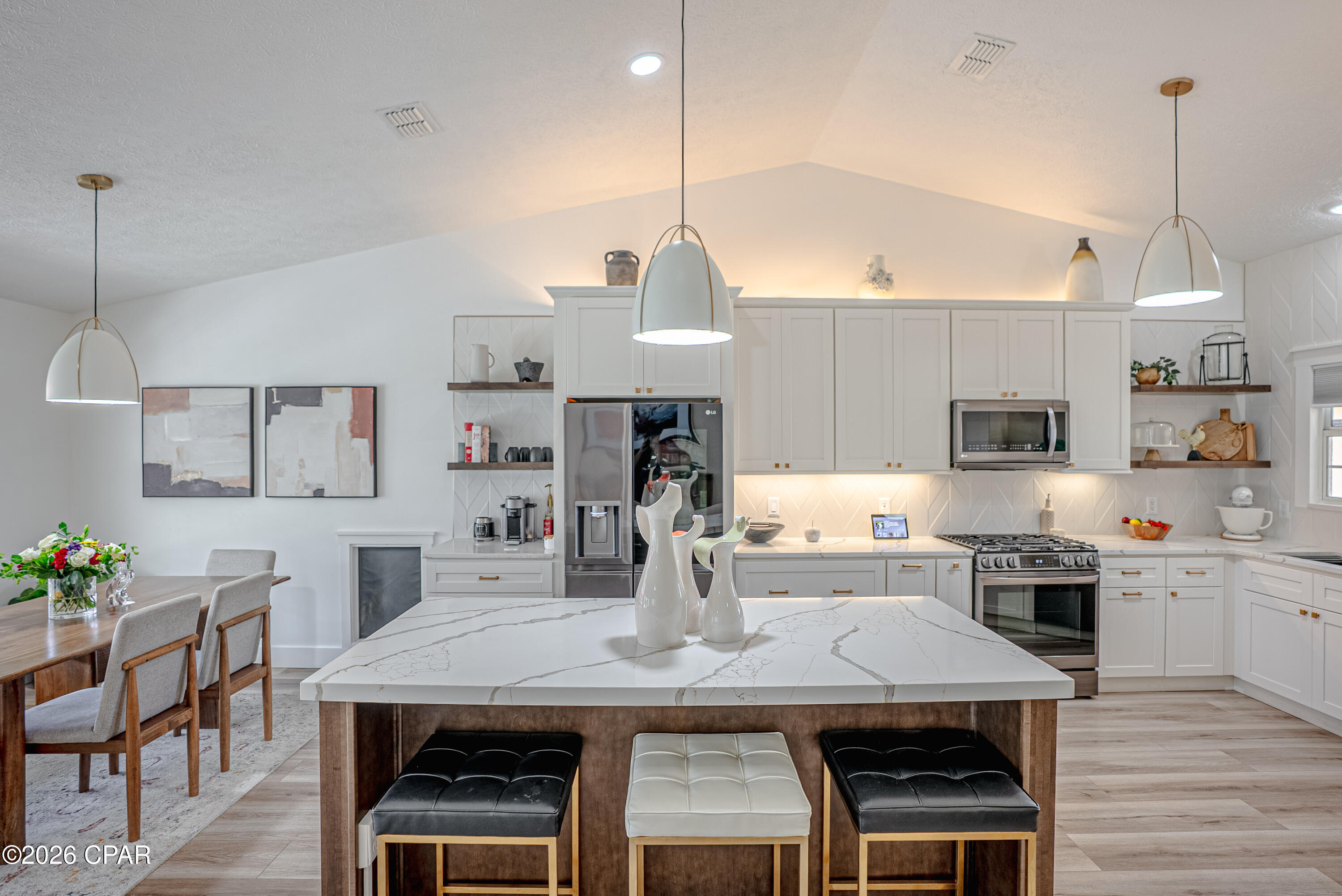 Hombre Golf Village - Residential