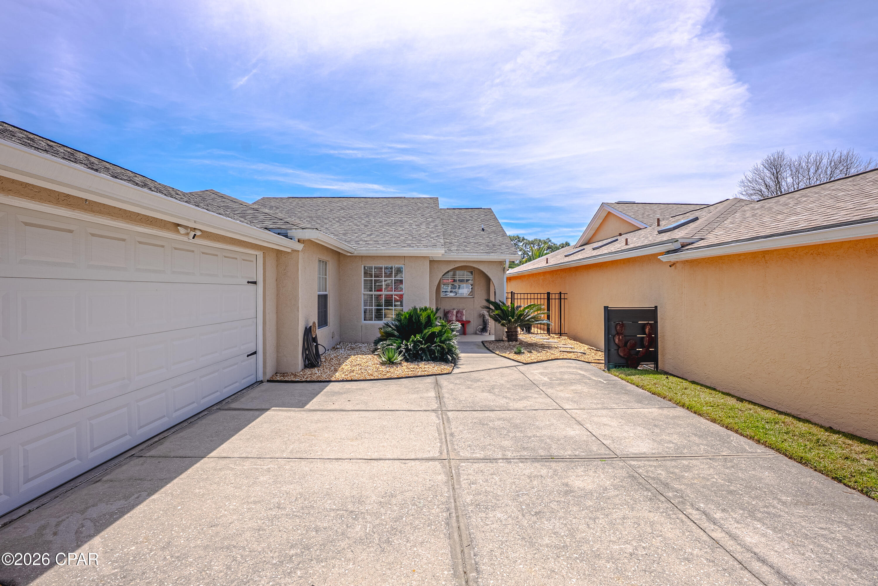 Hombre Golf Village - Residential