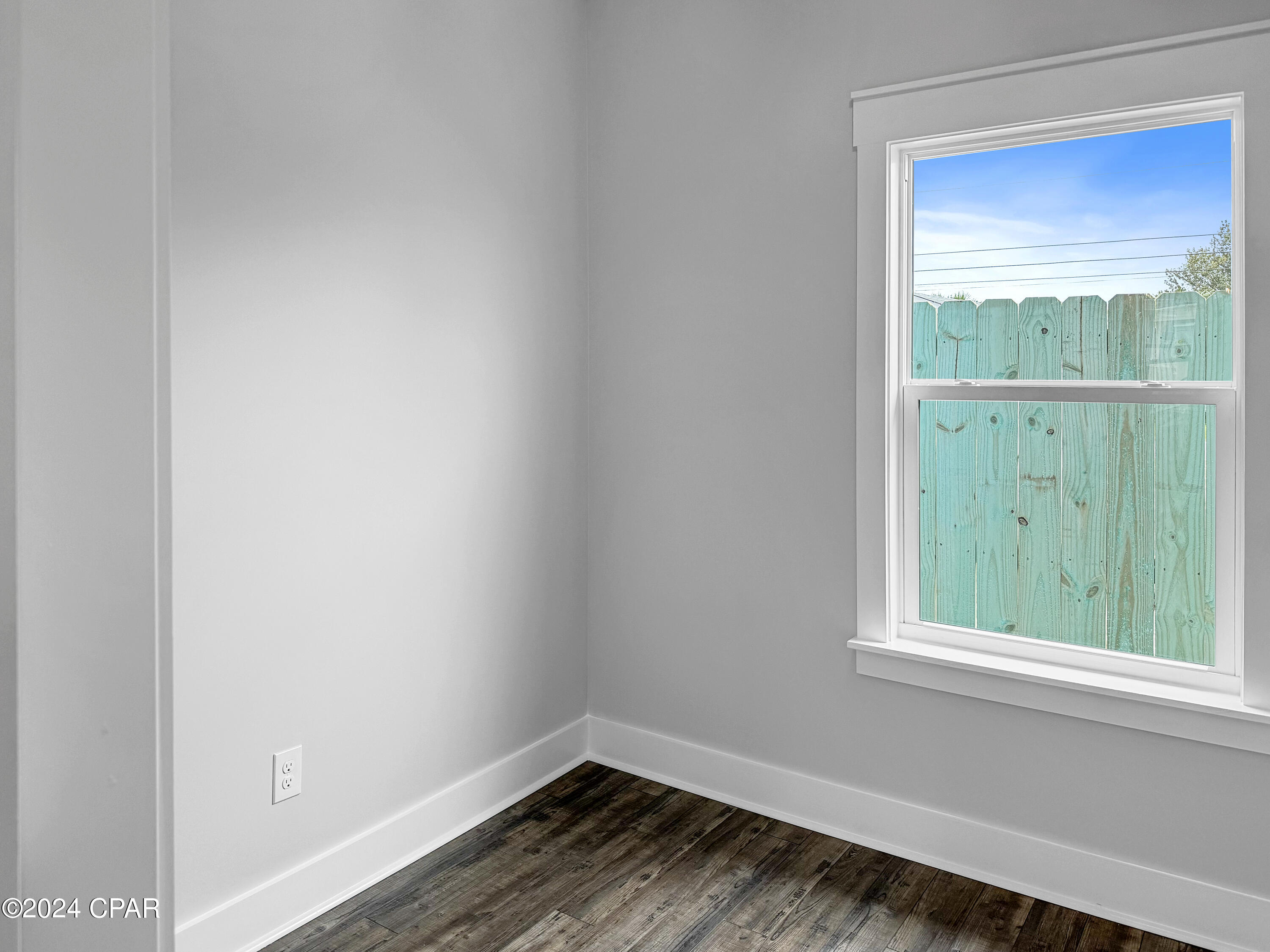 Laguna Beach Estates 6th Add - Residential