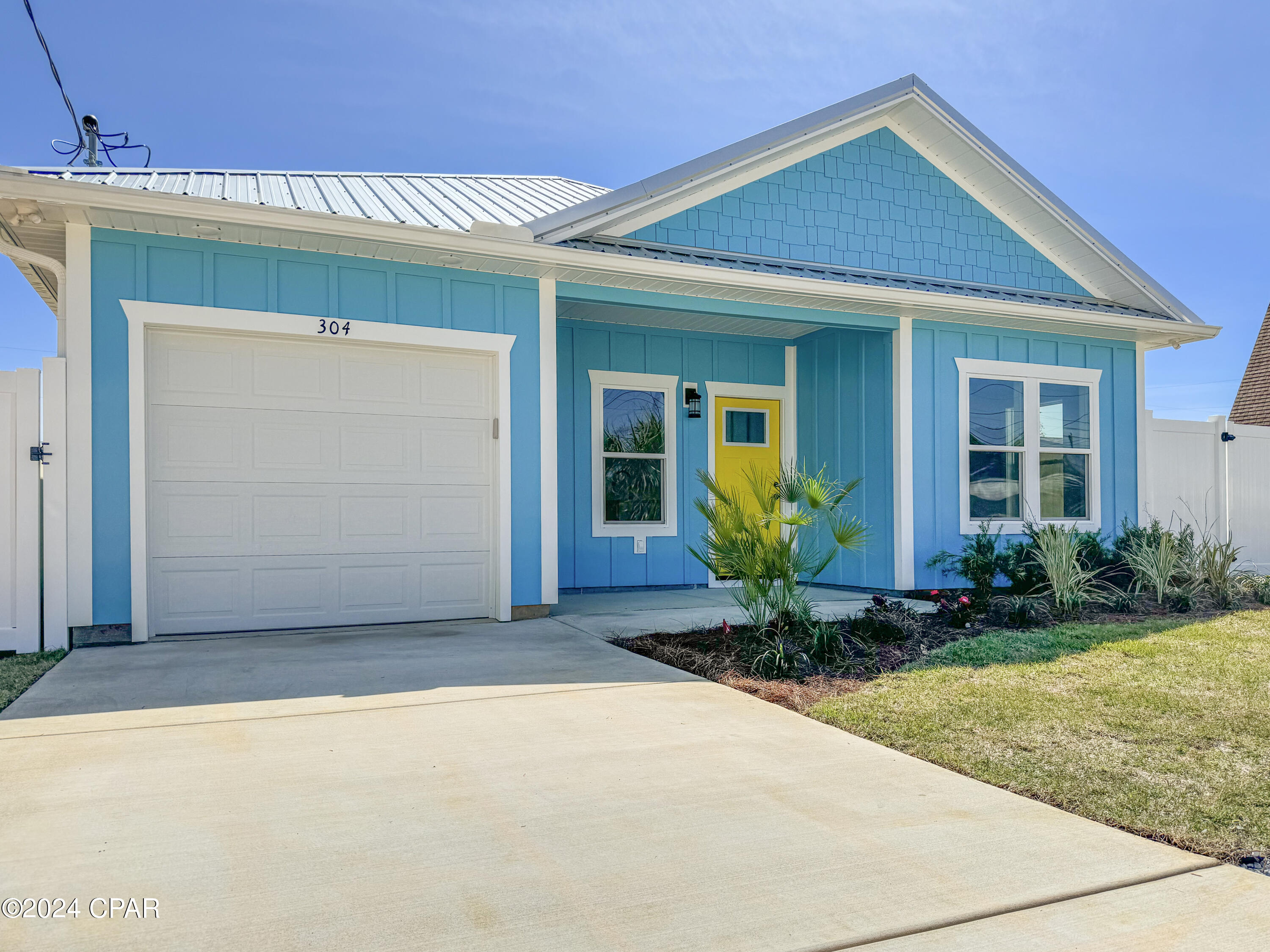 Laguna Beach Estates 6th Add - Residential