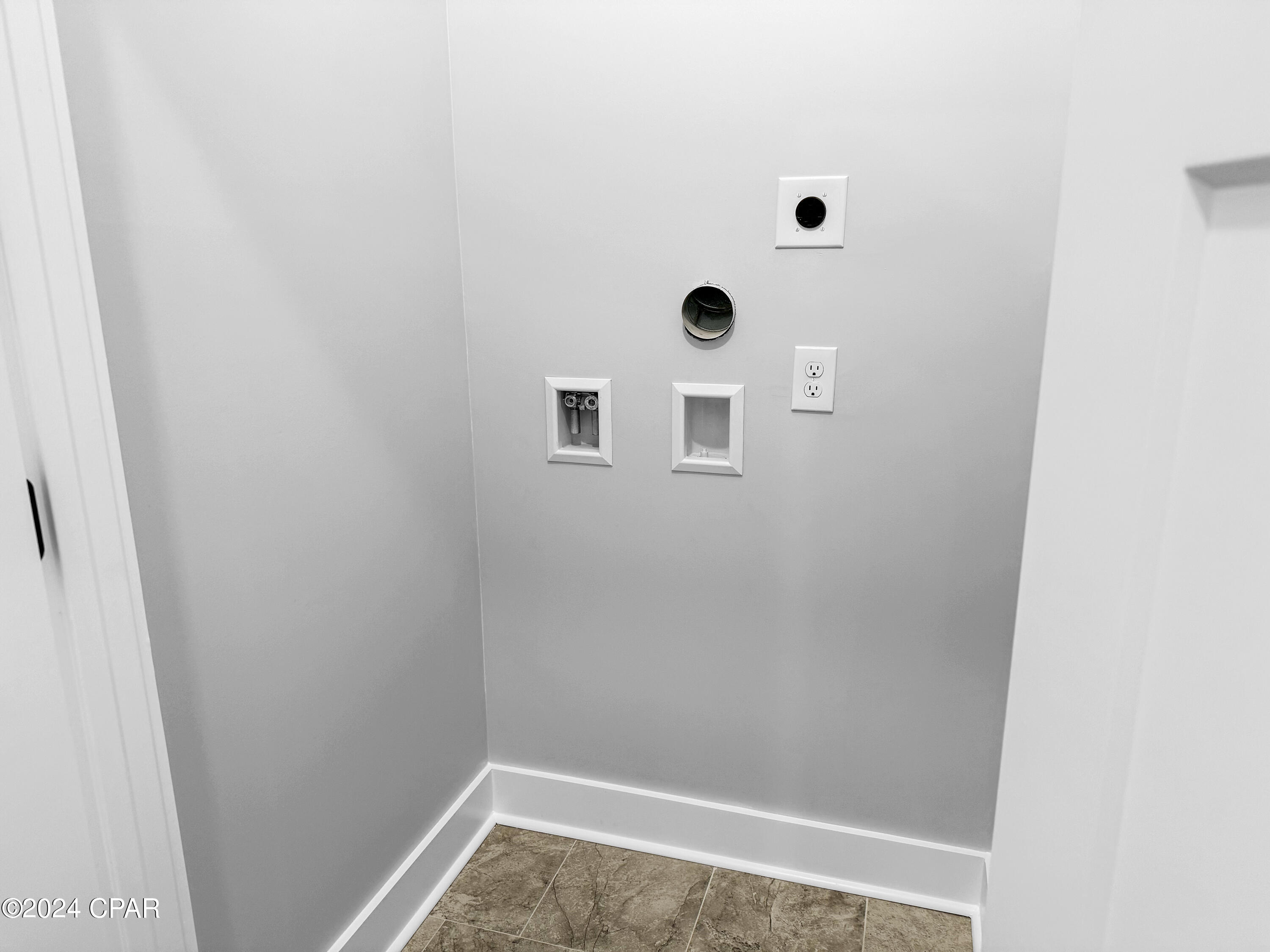 Laguna Beach Estates 6th Add - Residential