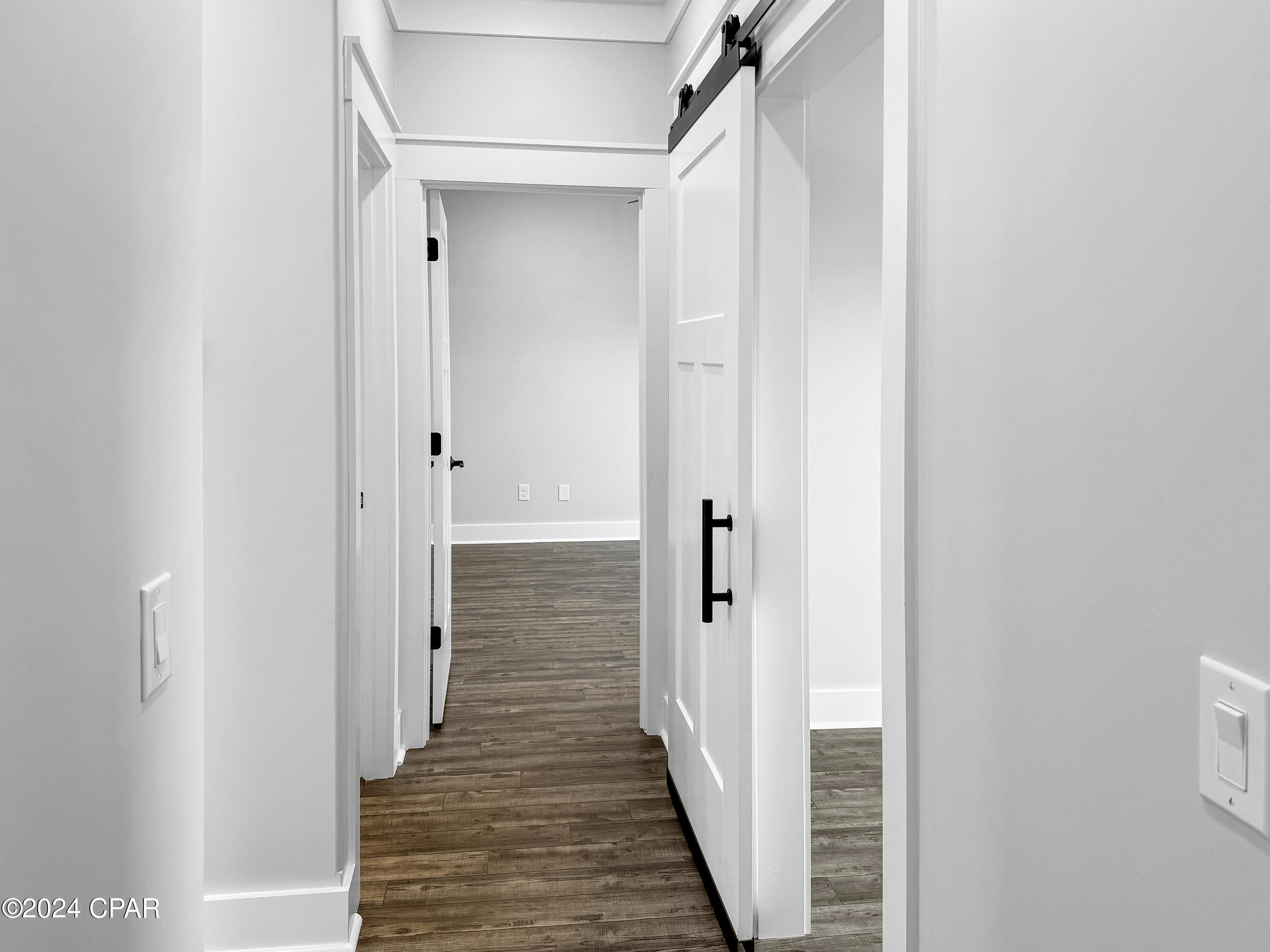 Laguna Beach Estates 6th Add - Residential