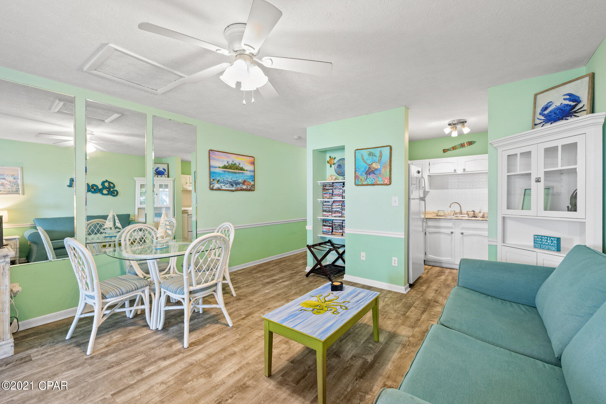 Lullwater Beach - Residential