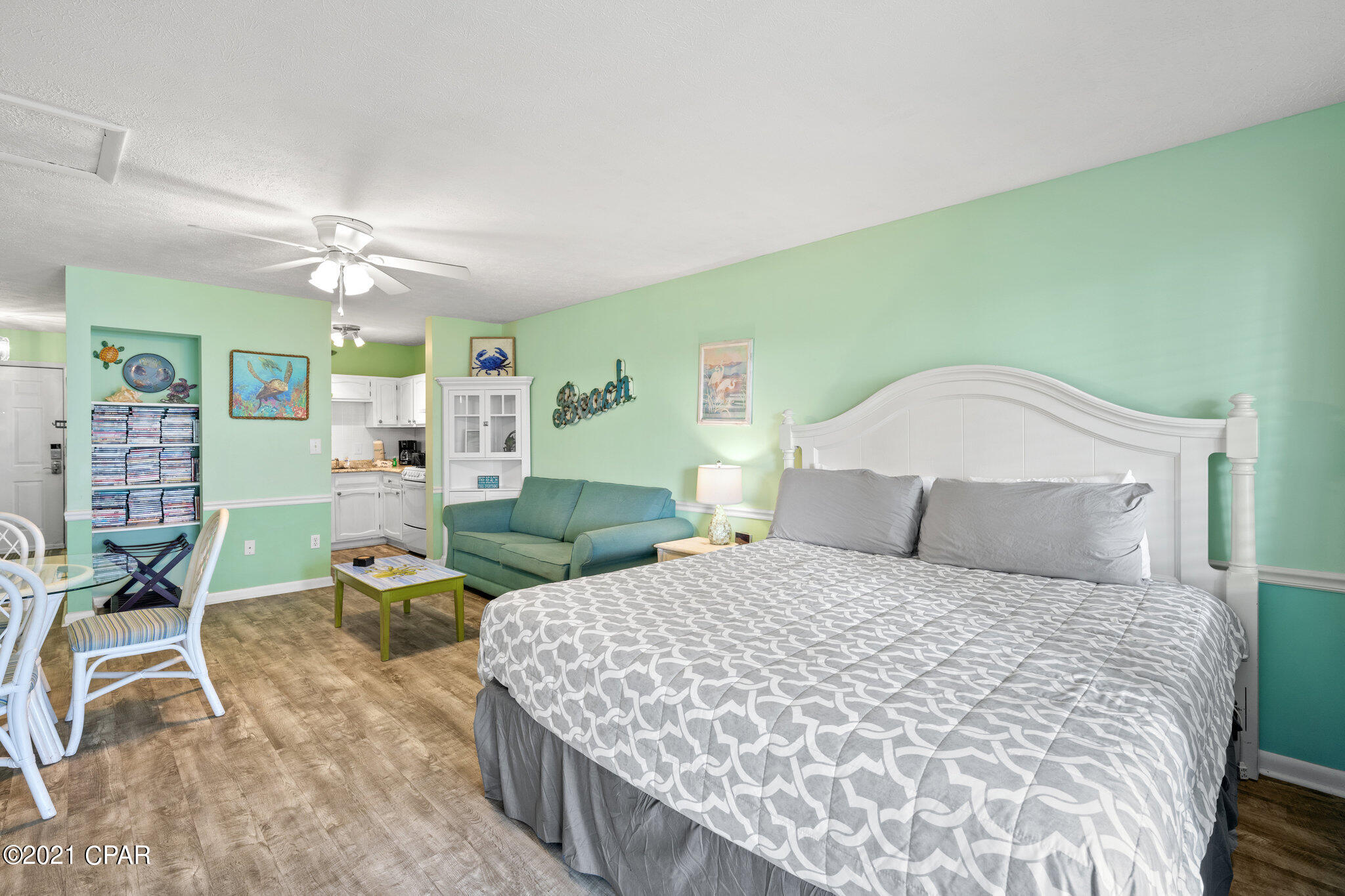 Lullwater Beach - Residential