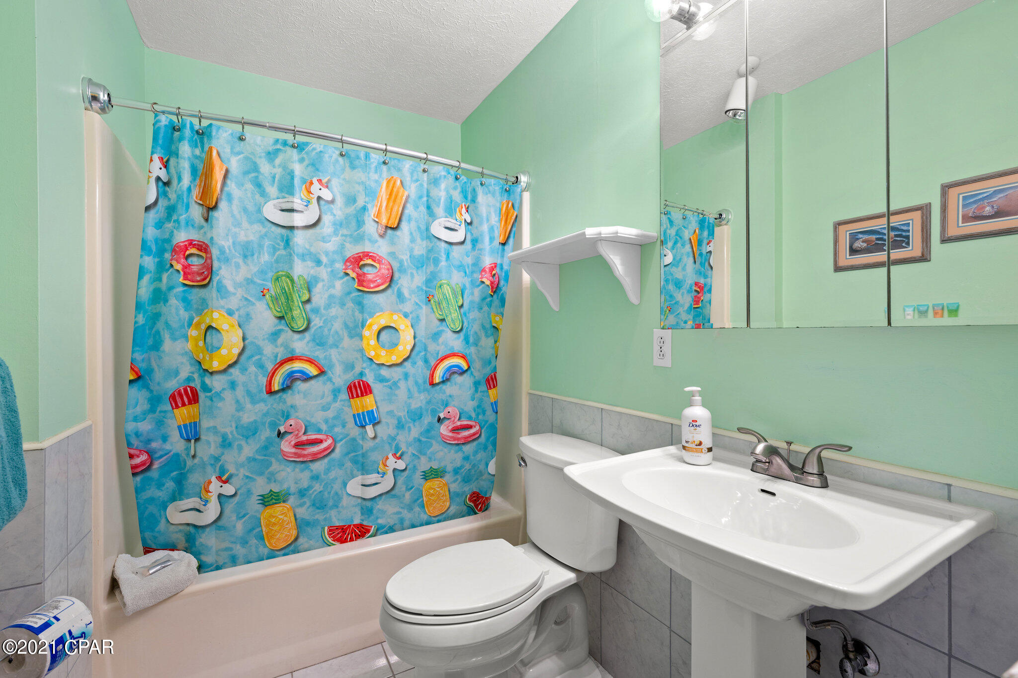 Lullwater Beach - Residential