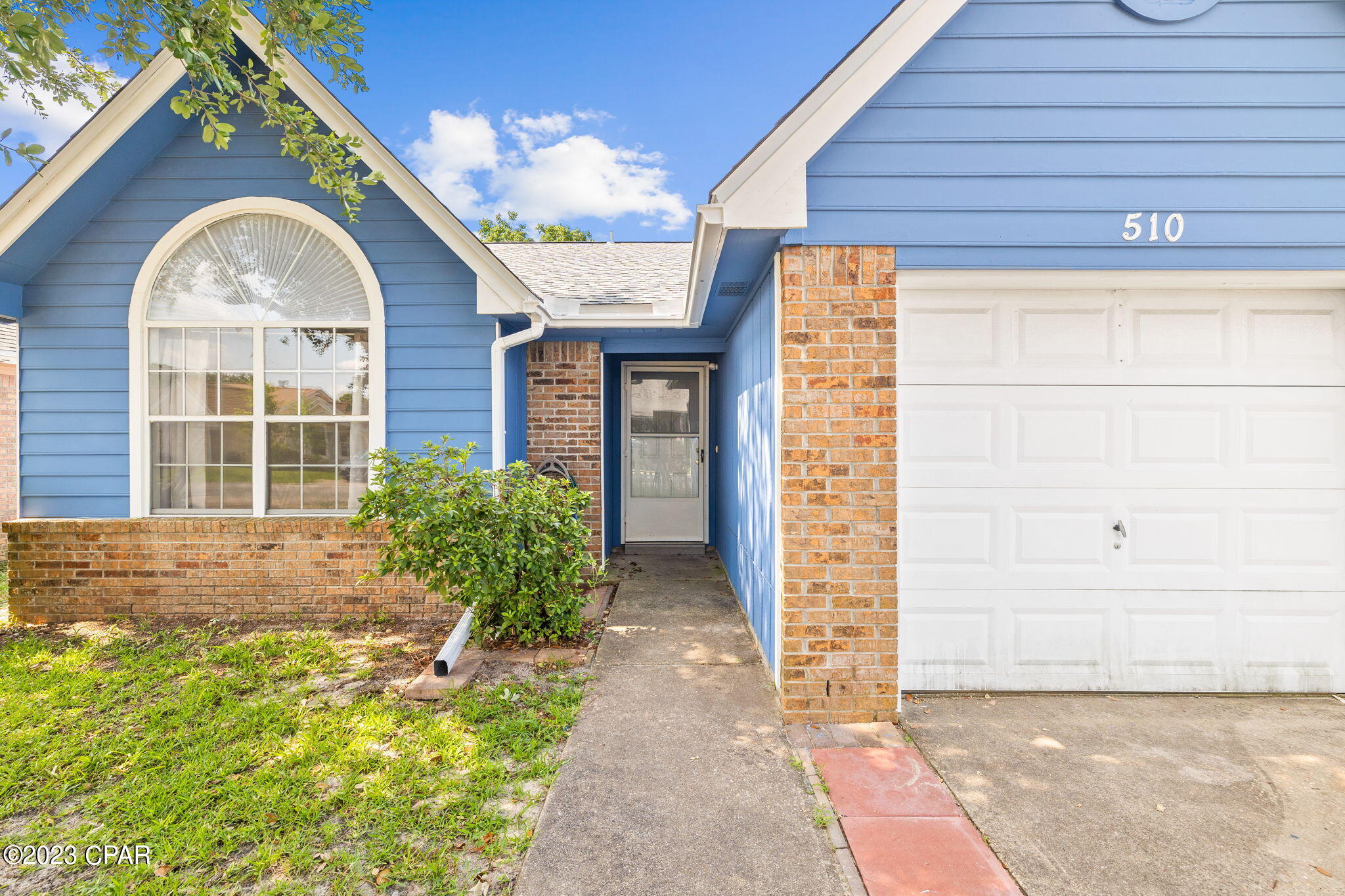 [No Recorded Subdiv] - Residential