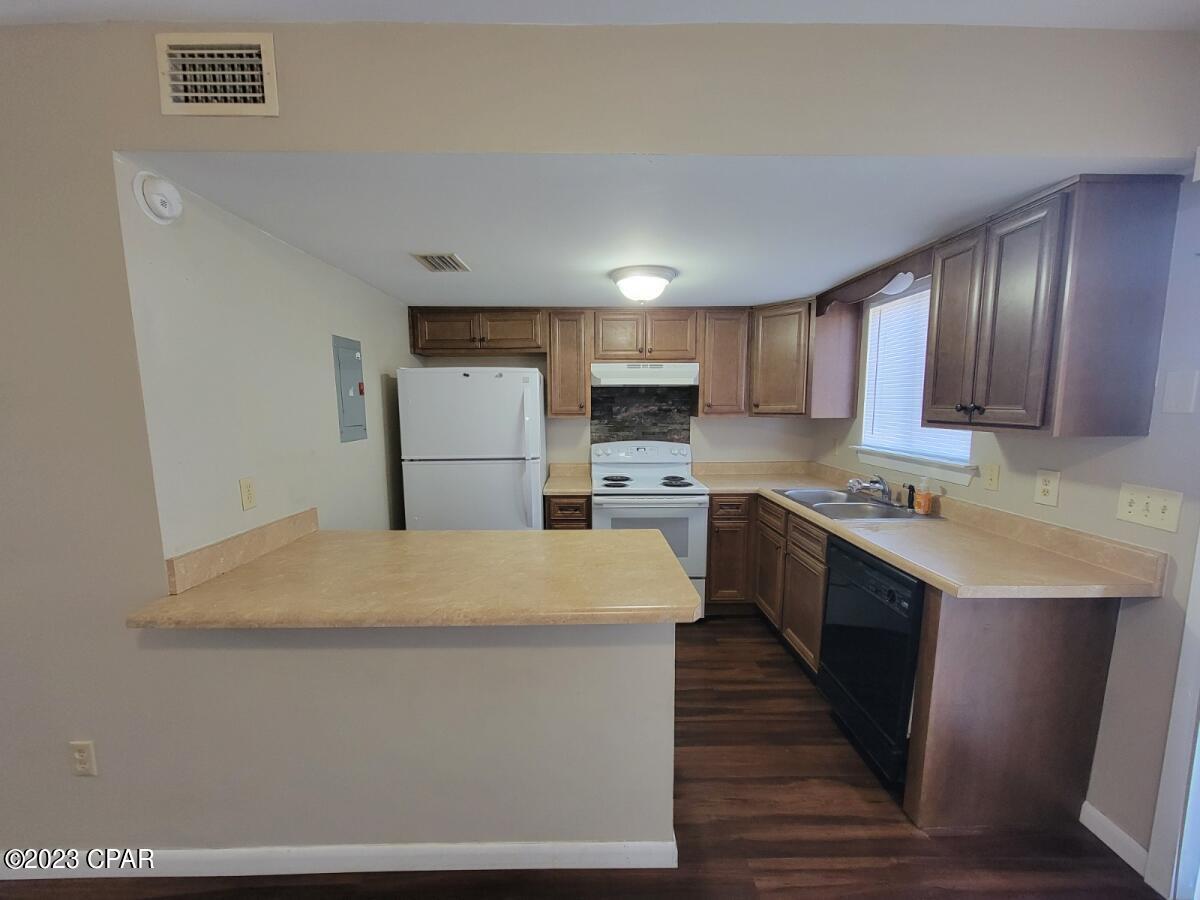 [No Recorded Subdiv] - Residential Lease