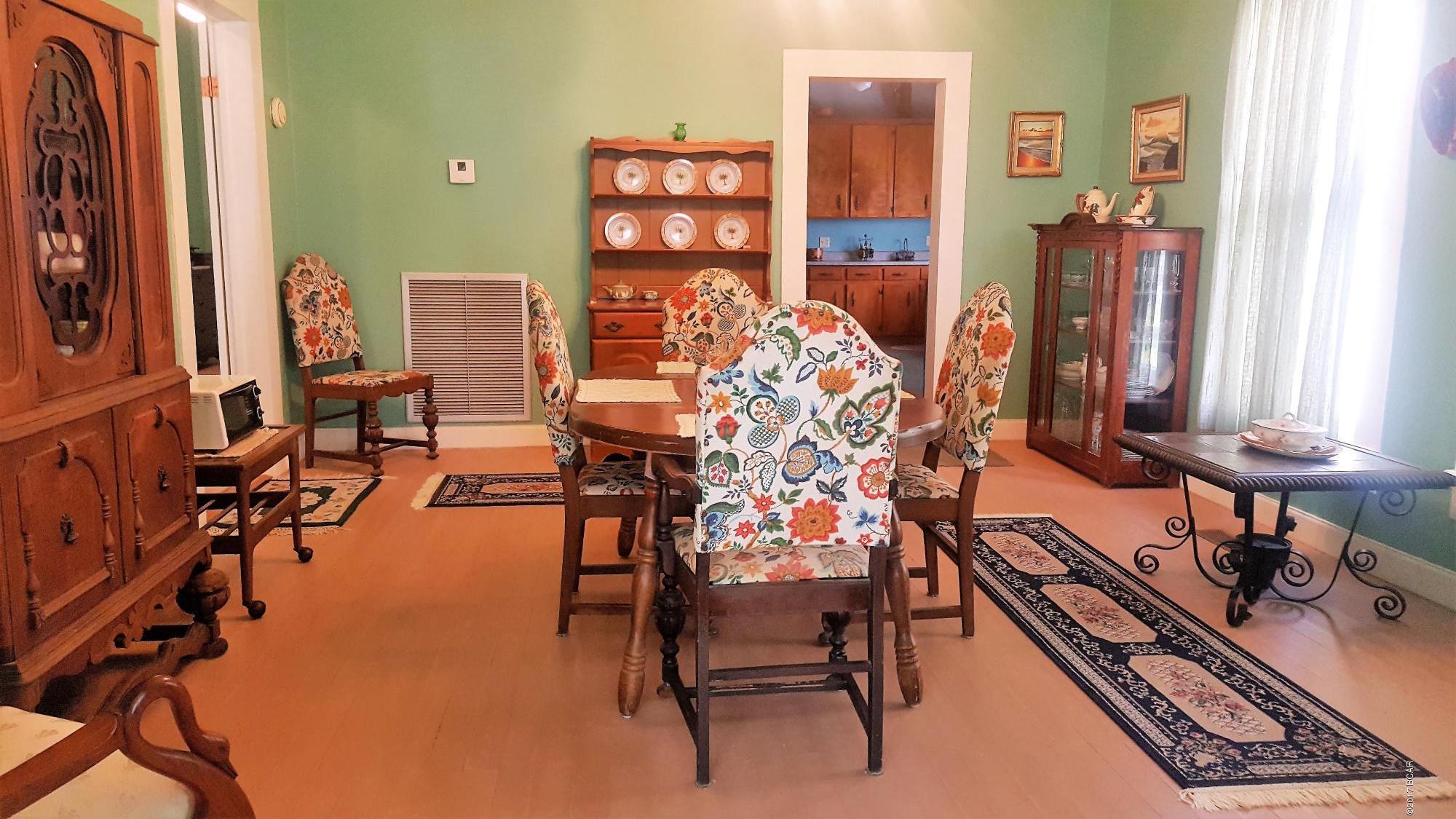 [No Recorded Subdiv] - Residential