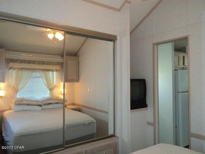 Emerald Pointe Resort - Residential