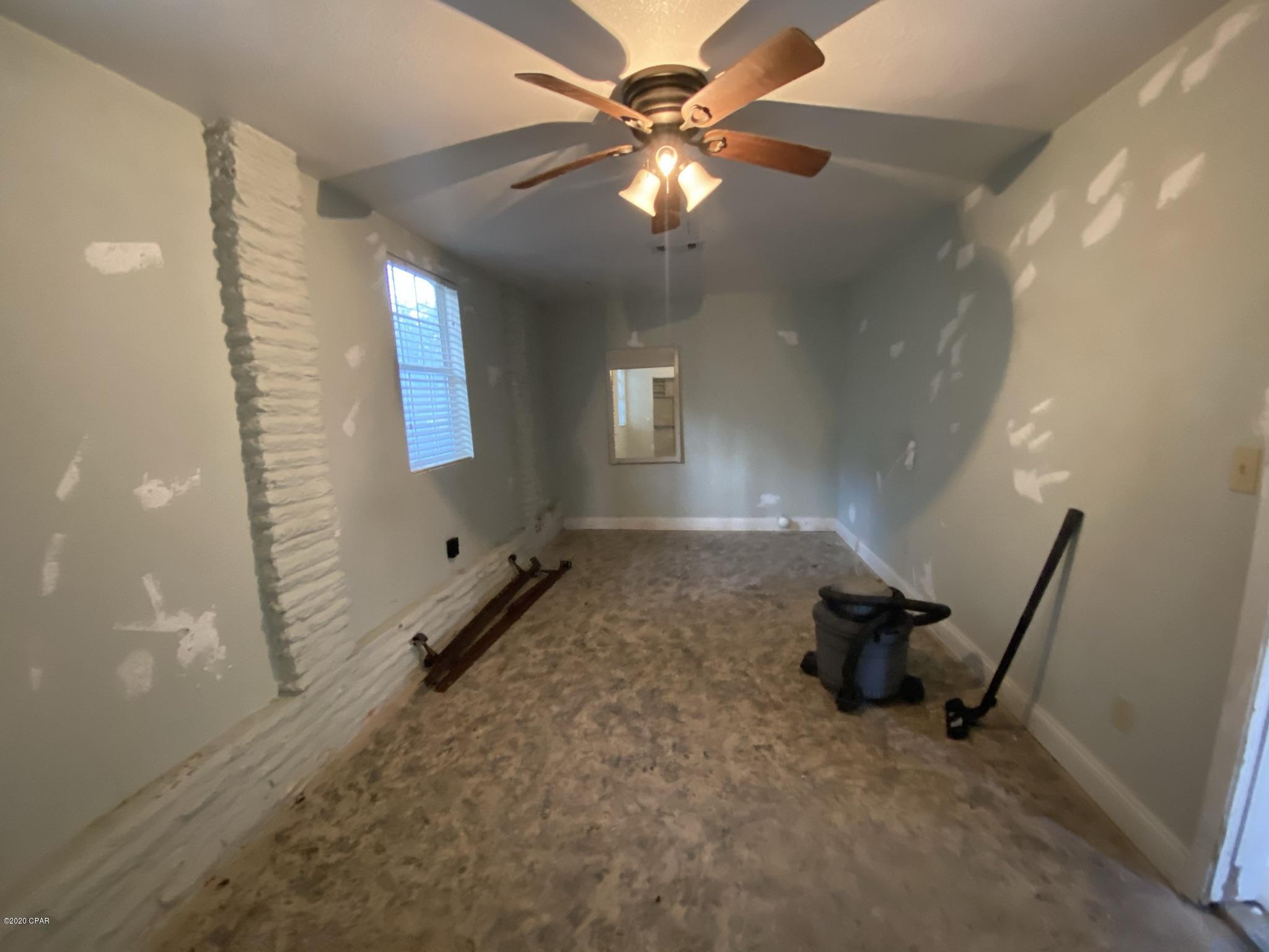 Biltmore Beach 1st Add - Residential