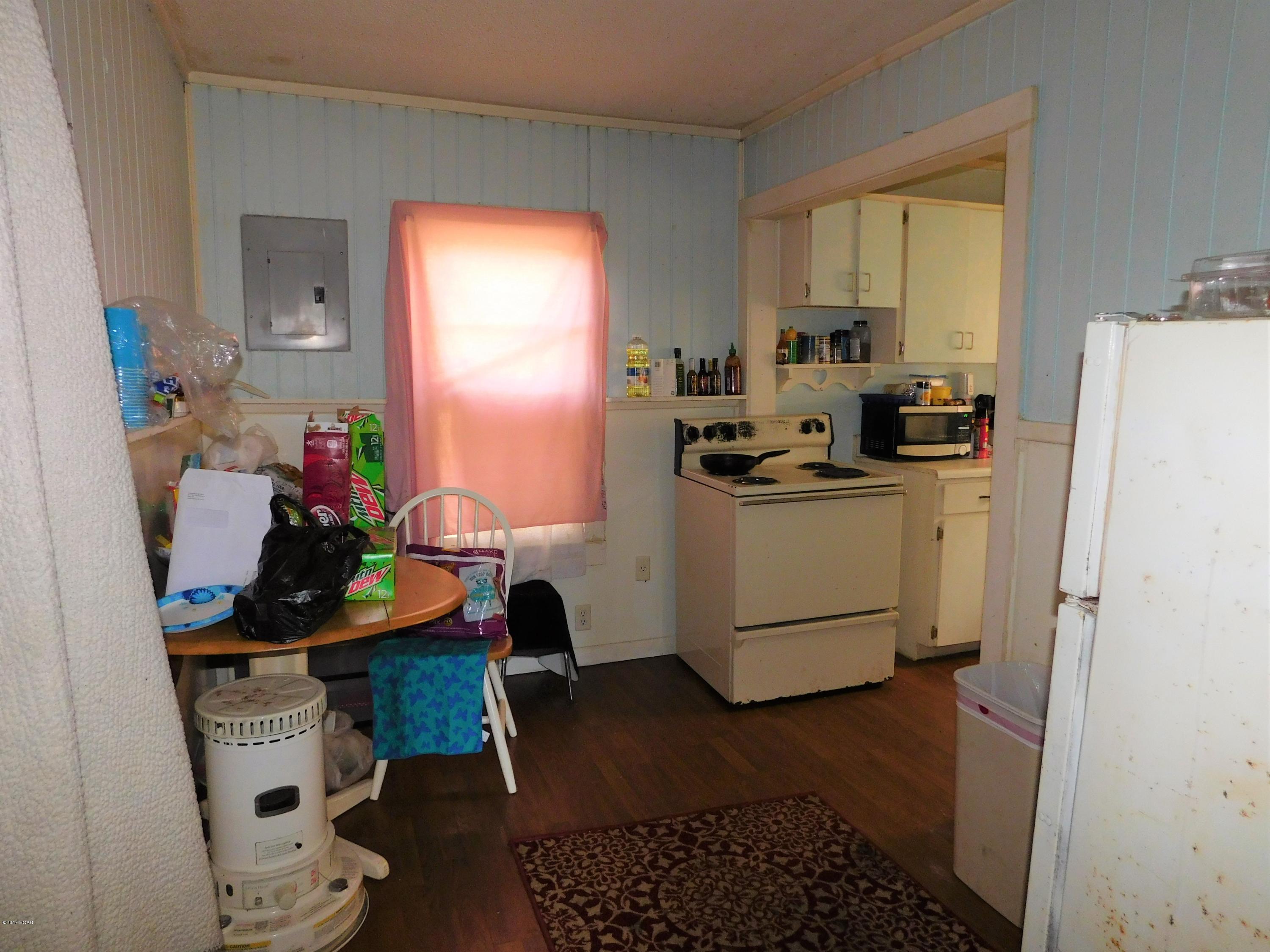 [No Recorded Subdiv] - Residential