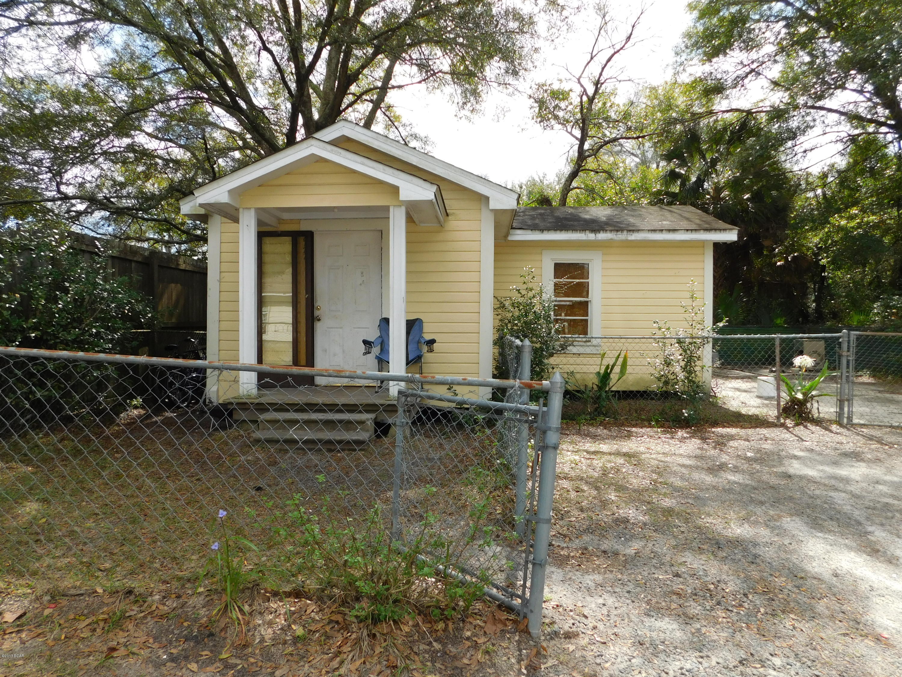 [No Recorded Subdiv] - Residential