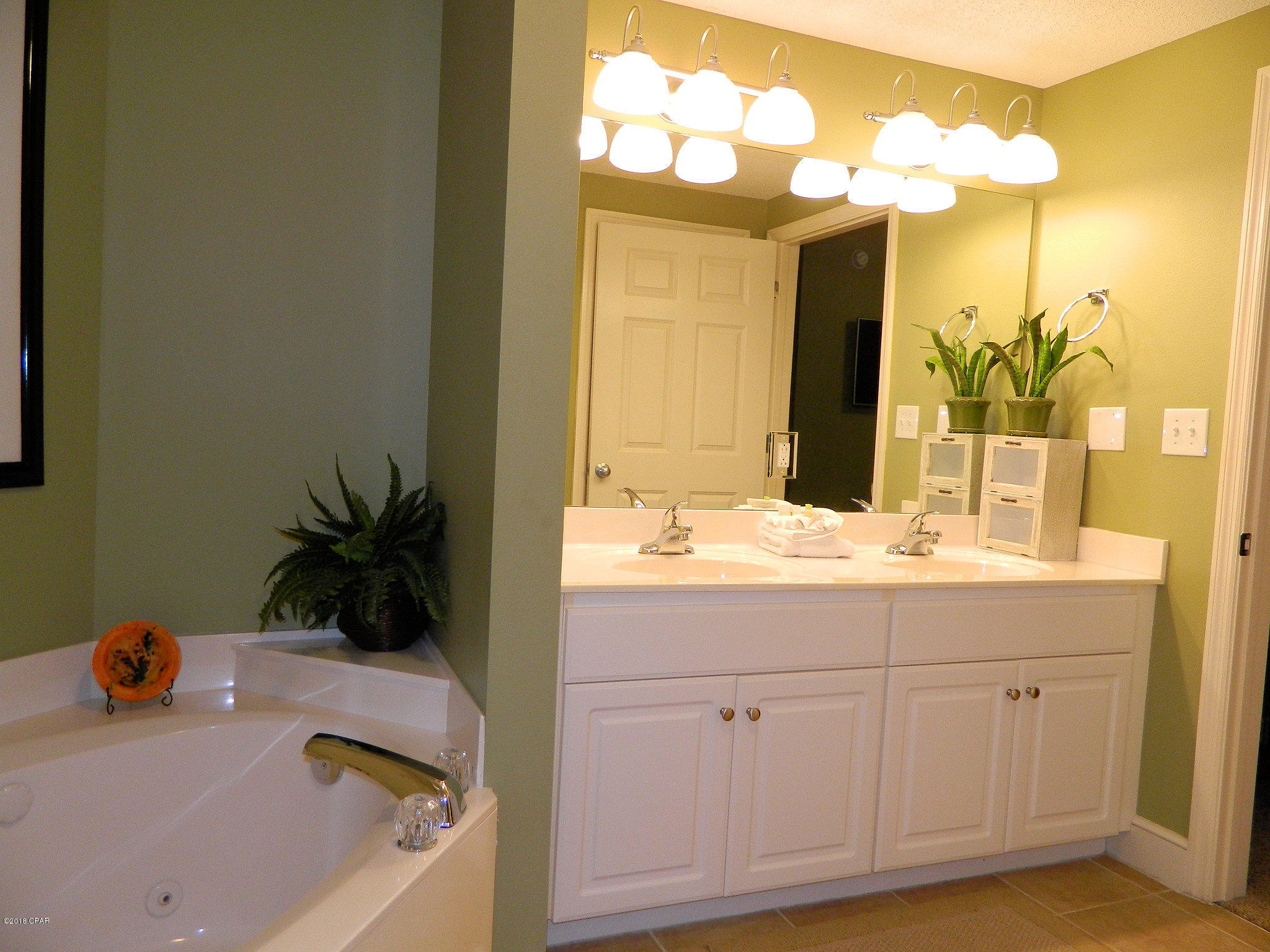 Majestic Beach Tower I - Residential