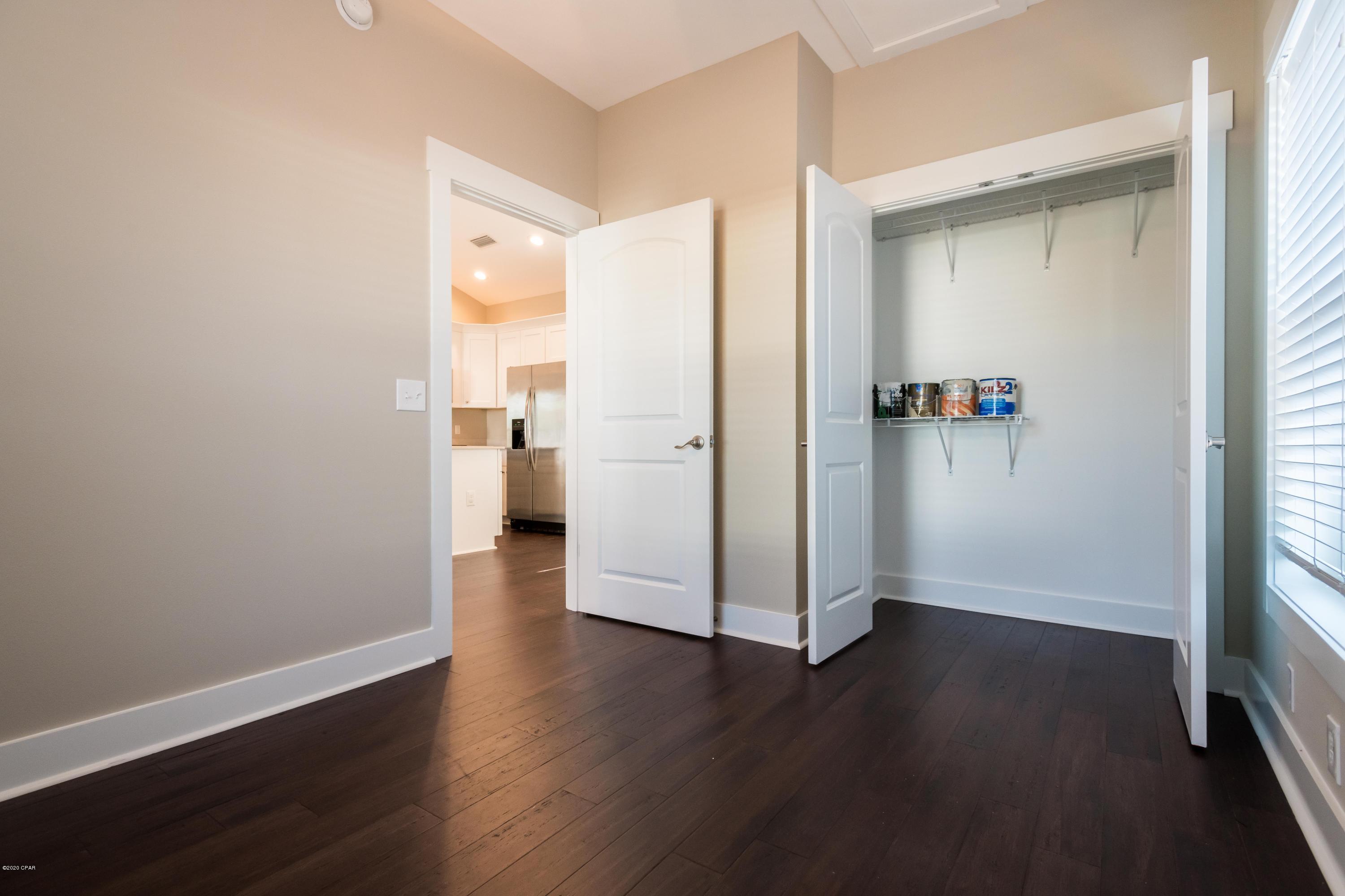 Laguna Beach Estates 8th Add - Residential