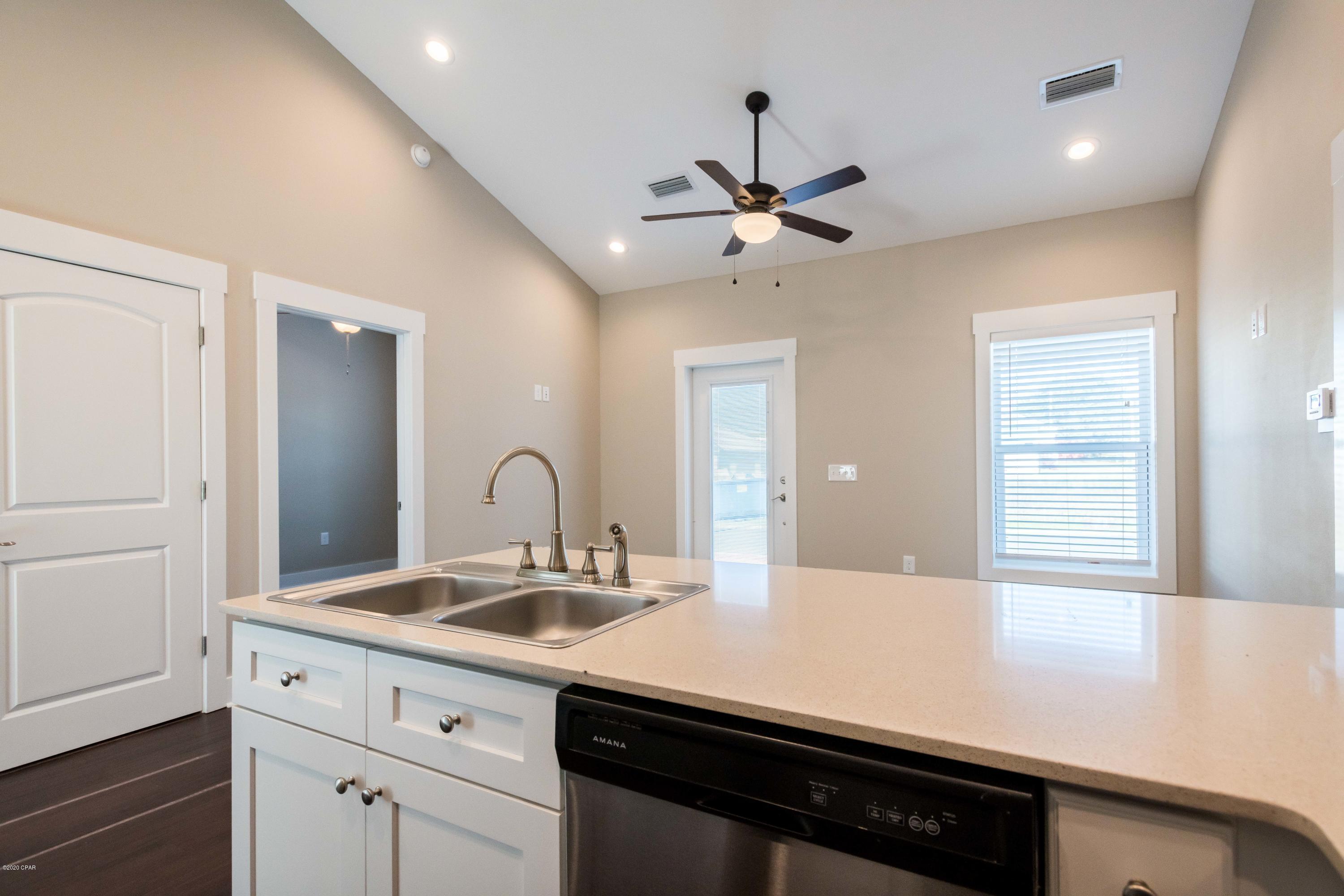 Laguna Beach Estates 8th Add - Residential