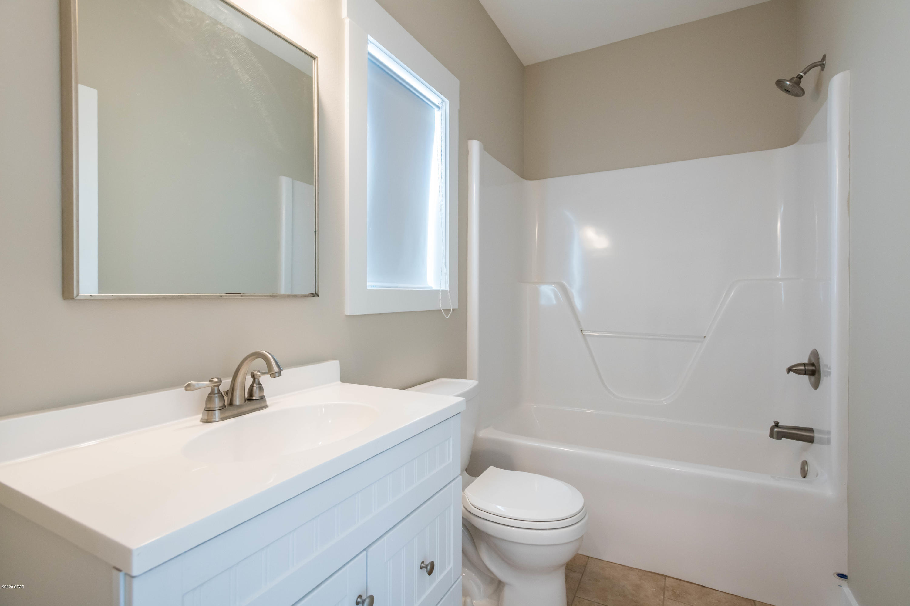 Laguna Beach Estates 8th Add - Residential