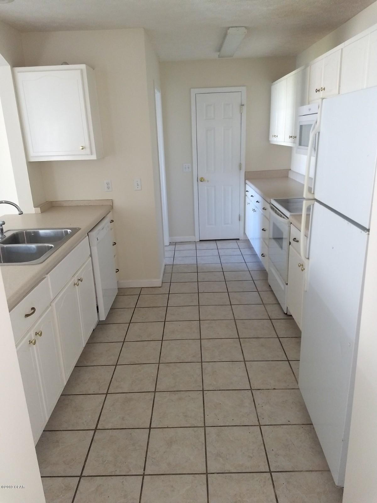 Hidden Pines Phase I - Residential Lease