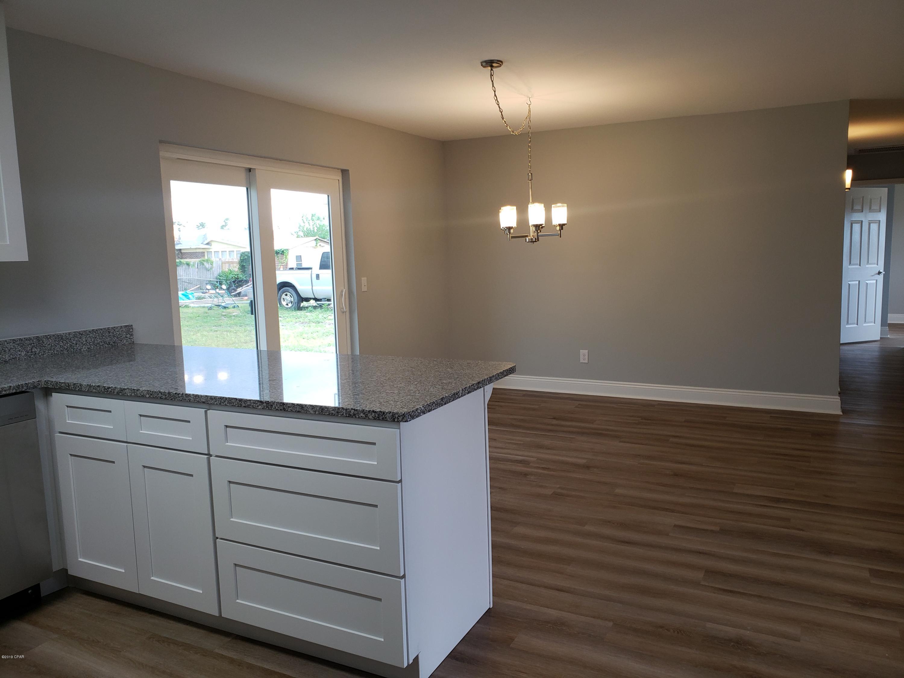 Lannie Rowe Lake Ests - Residential