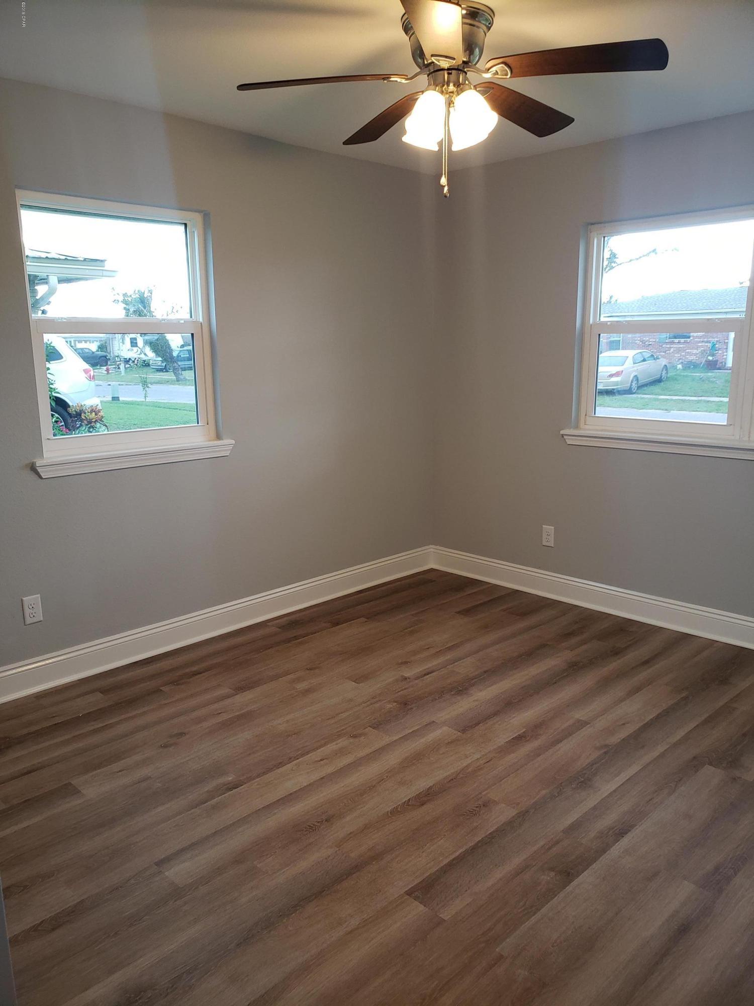 Lannie Rowe Lake Ests - Residential