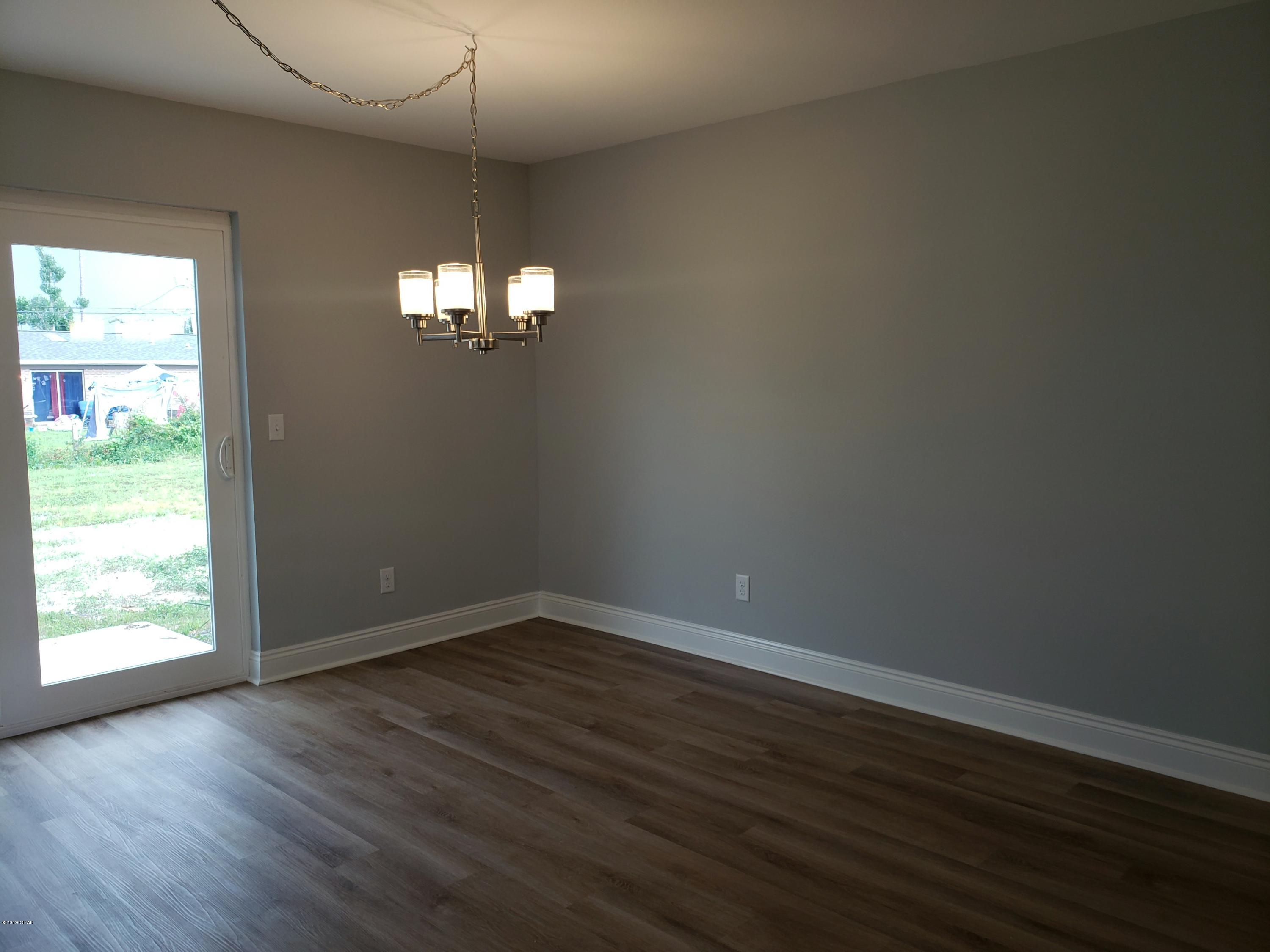 Lannie Rowe Lake Ests - Residential