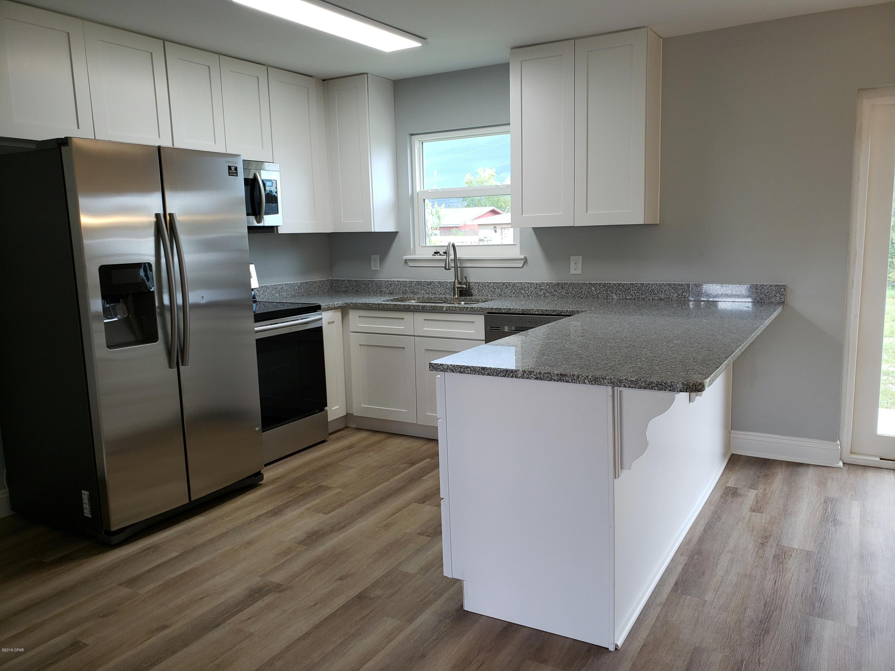 Lannie Rowe Lake Ests - Residential