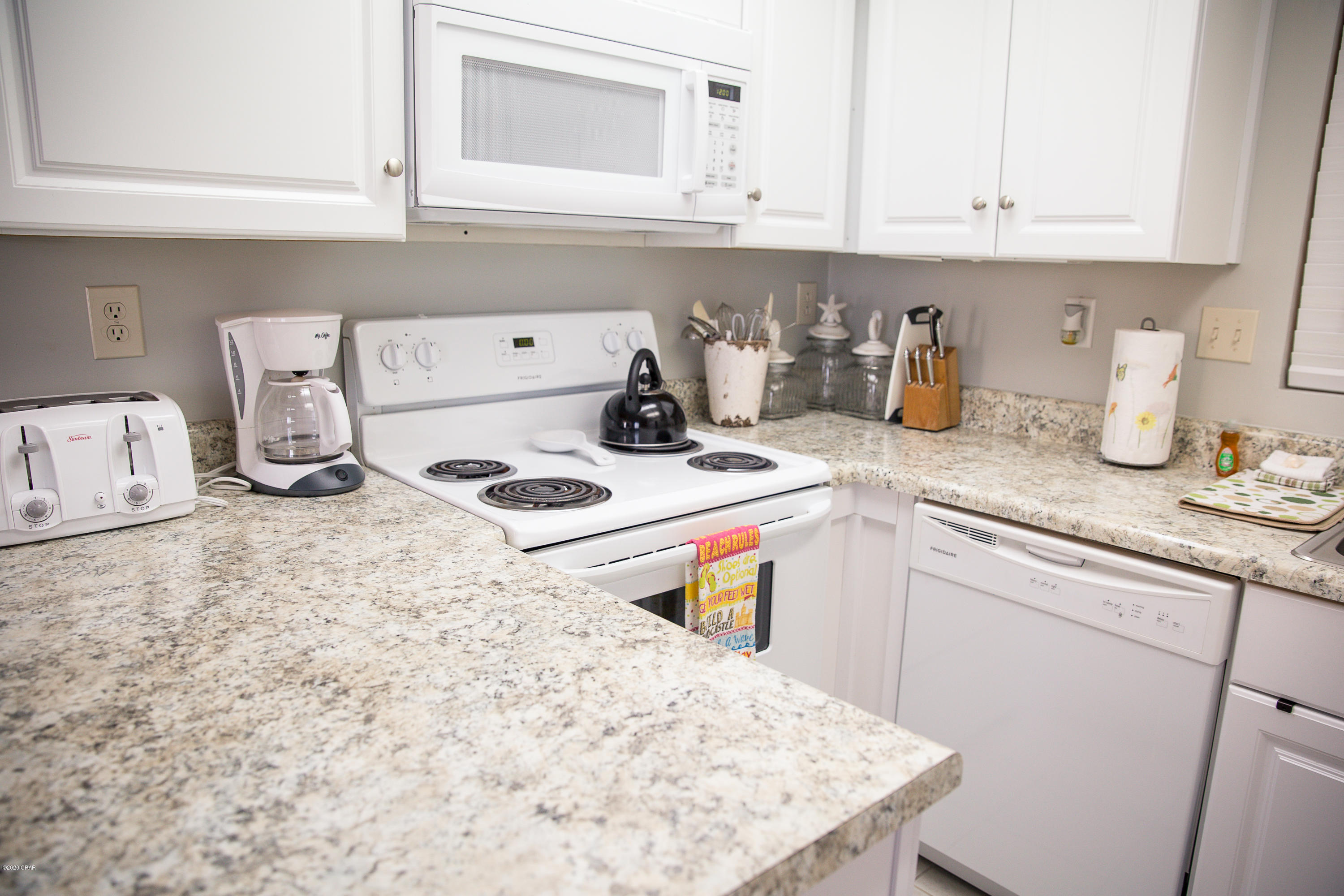 Sunbird Condo - Residential