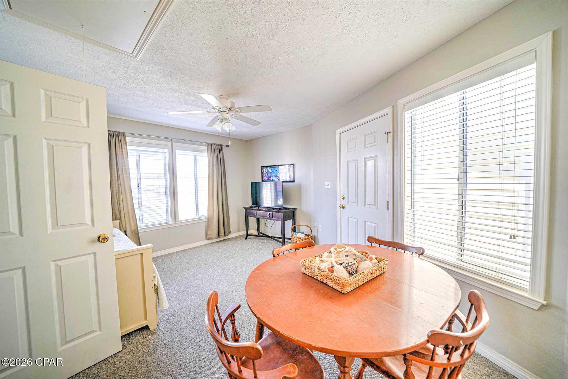 Venture Out Travel Trail - Residential