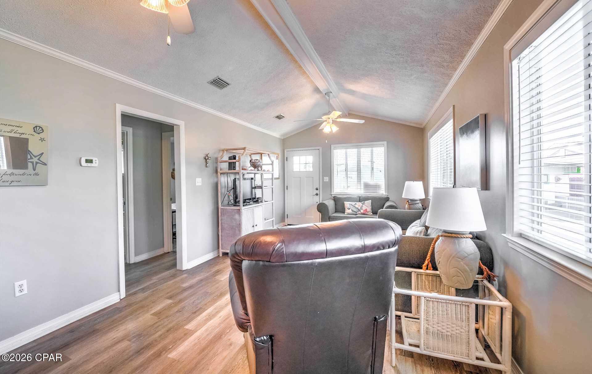 Venture Out Travel Trail - Residential