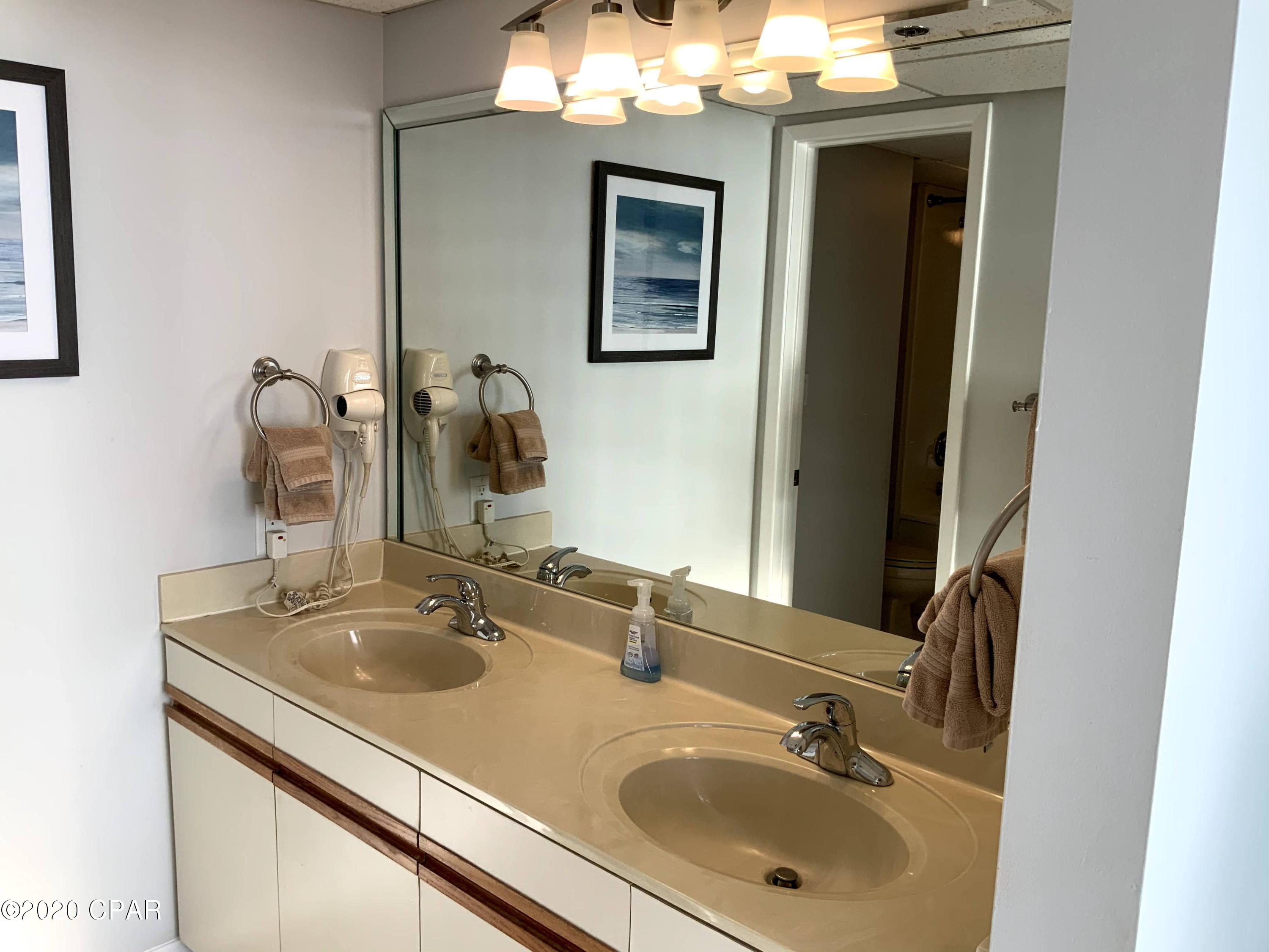 Edgewater Tower III - Residential